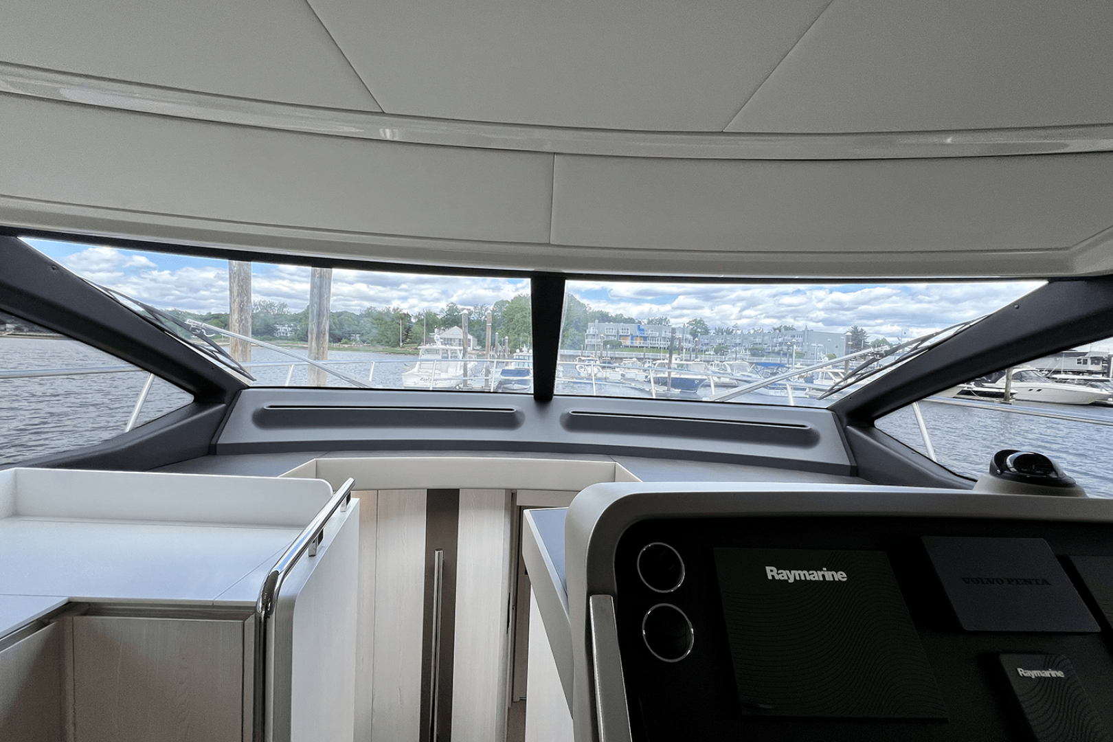 2019 Azimut 50 FLYBRIDGE - Image 69