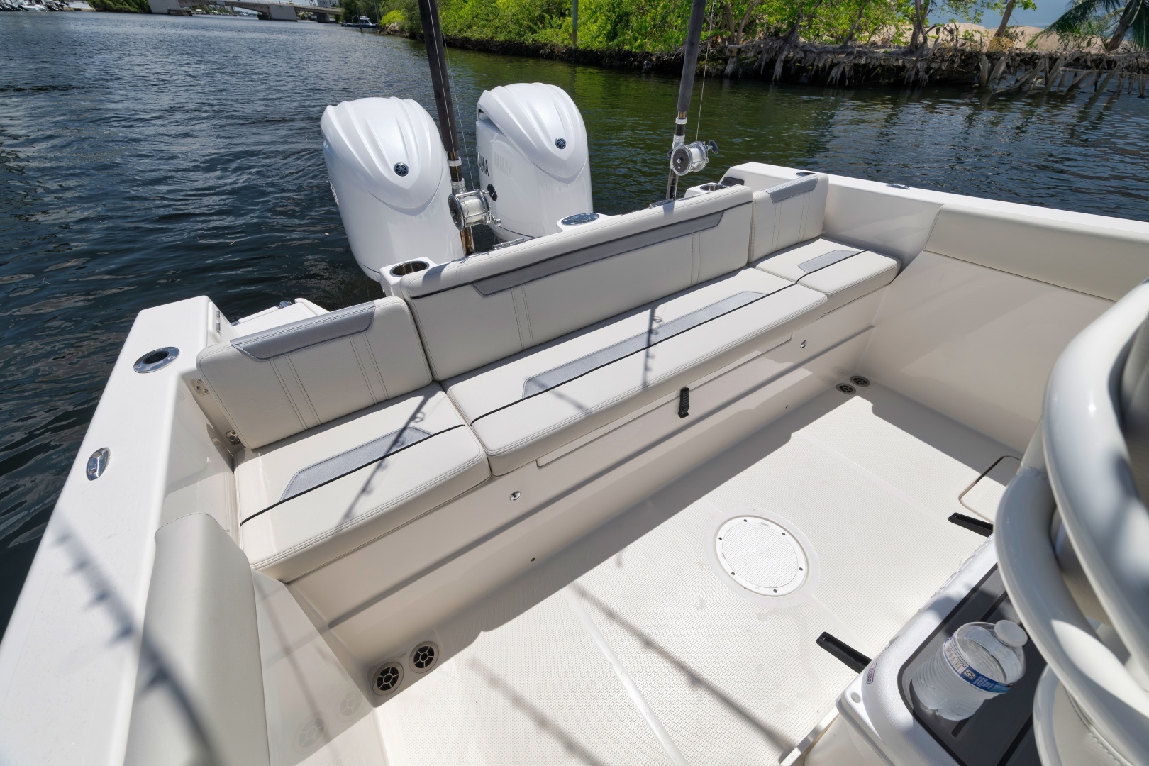 2026 Sailfish 252 CC - Image 2
