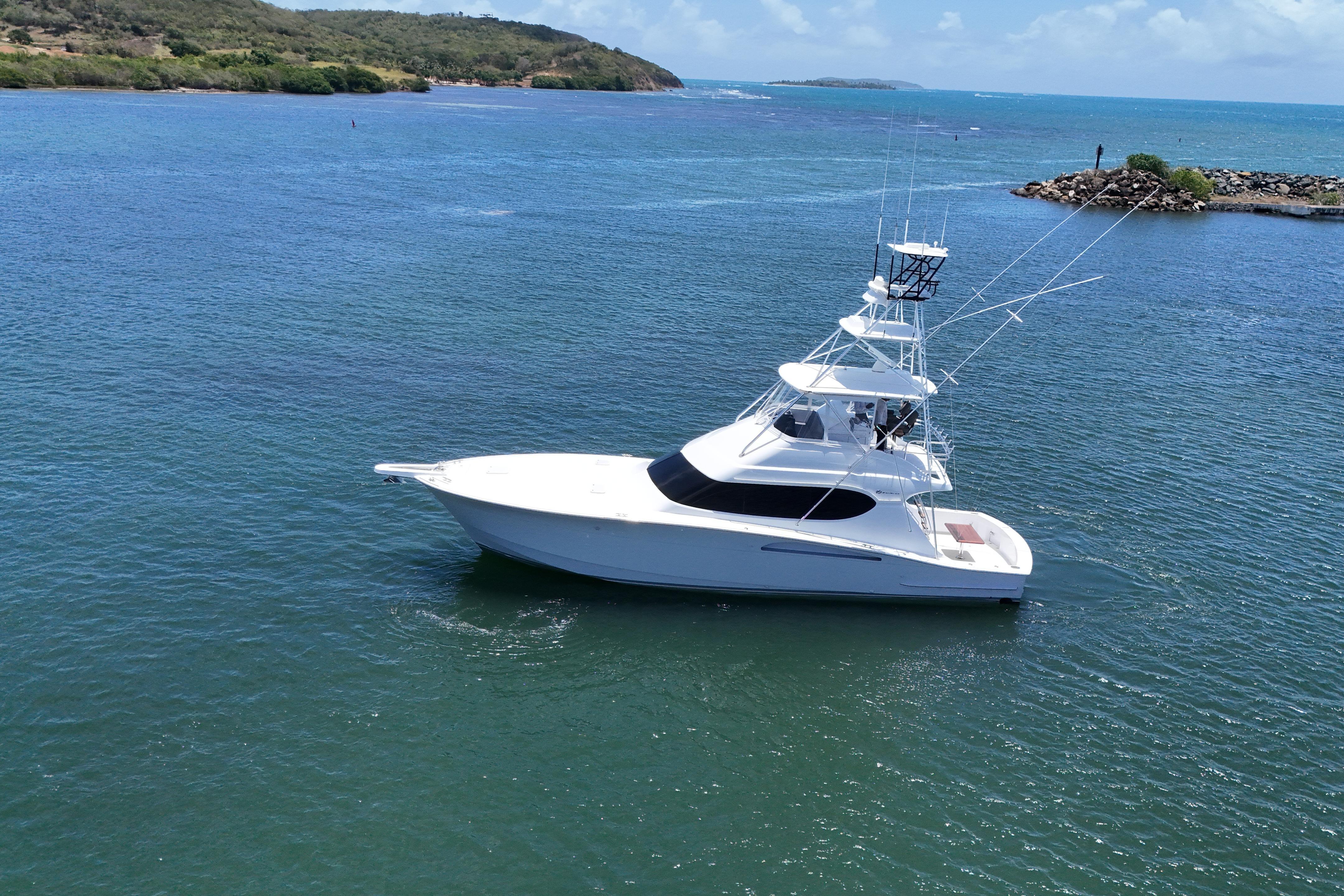 2003 Hatteras 54 Convertible