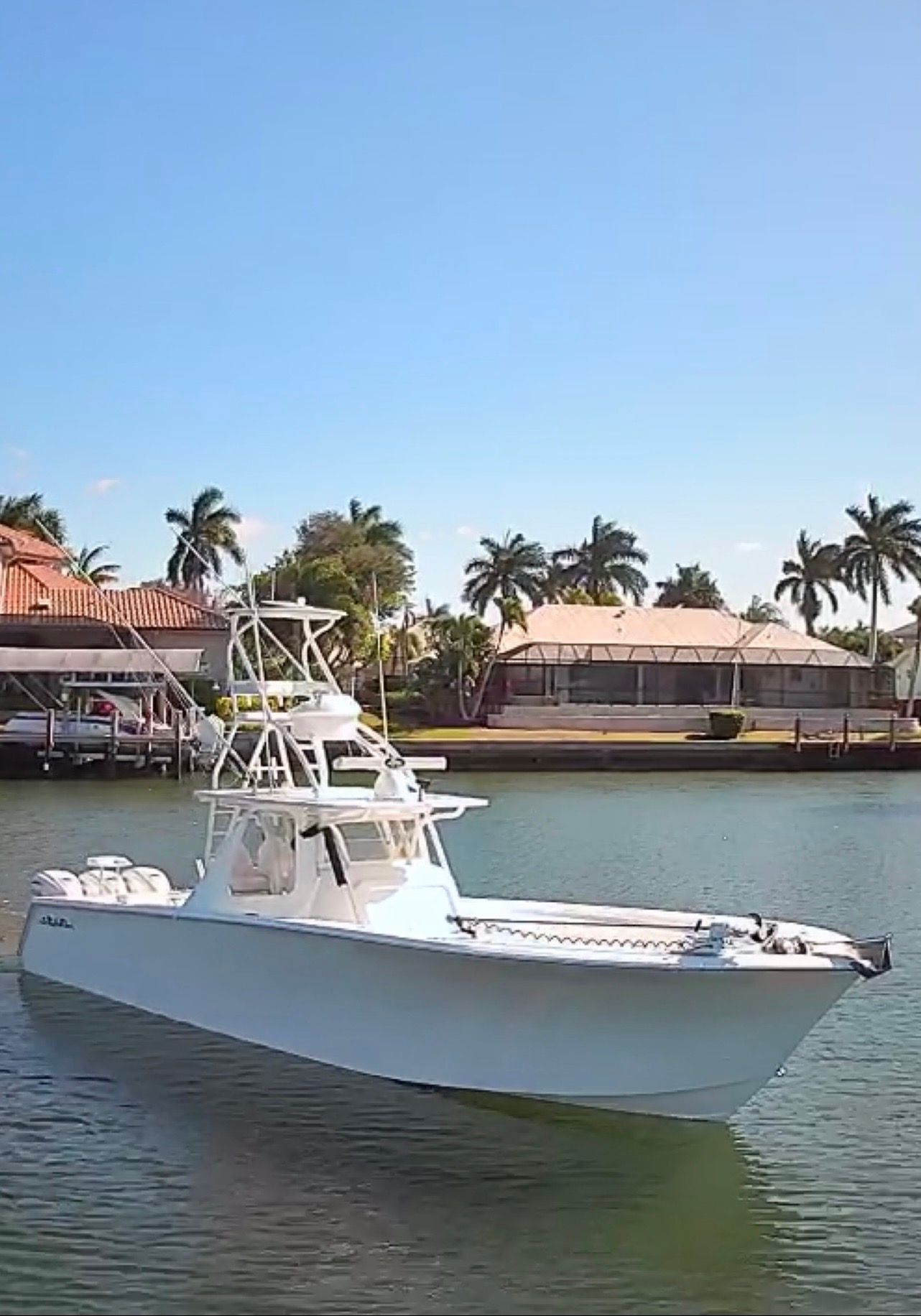 2017 SeaHunter Center Console - 2