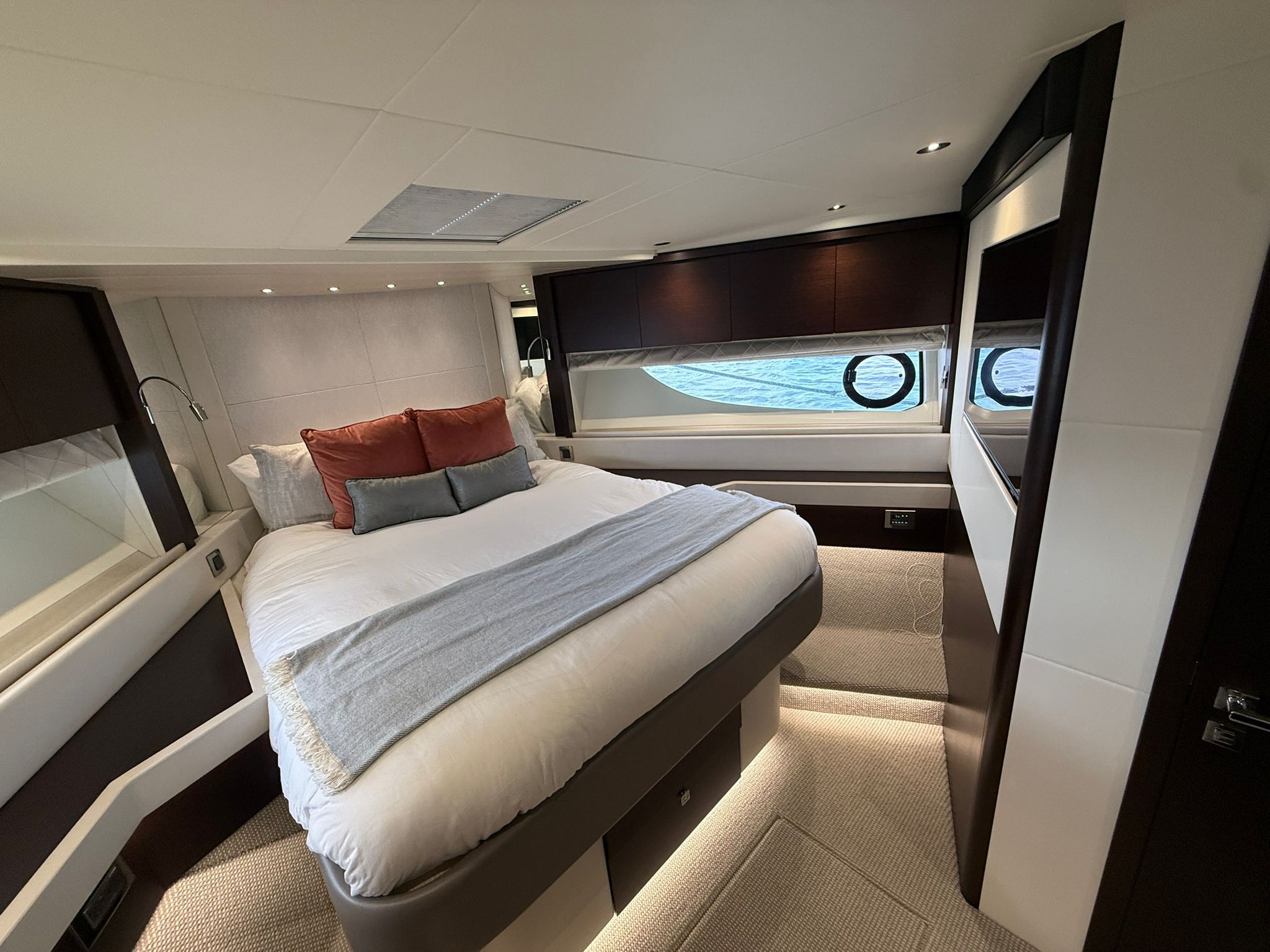 2021 Sunseeker 76 Yacht - 9