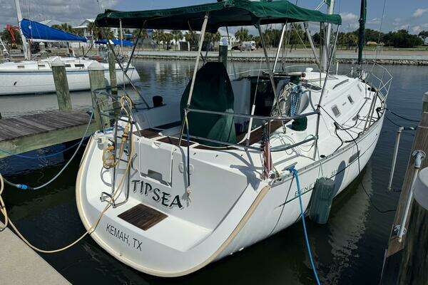 2005 Beneteau Oceanis 331