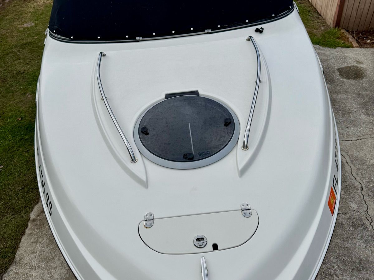 2020 Stingray 208 CR - 8