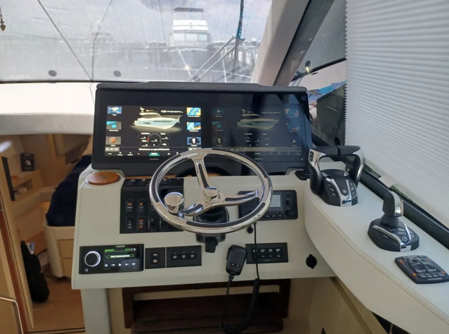 2023 Regal 42 FXO - Image 8