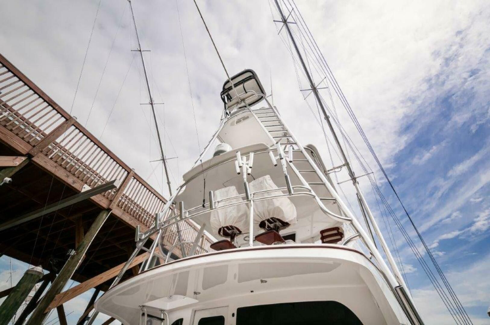 2016 Hatteras GT60 - 8
