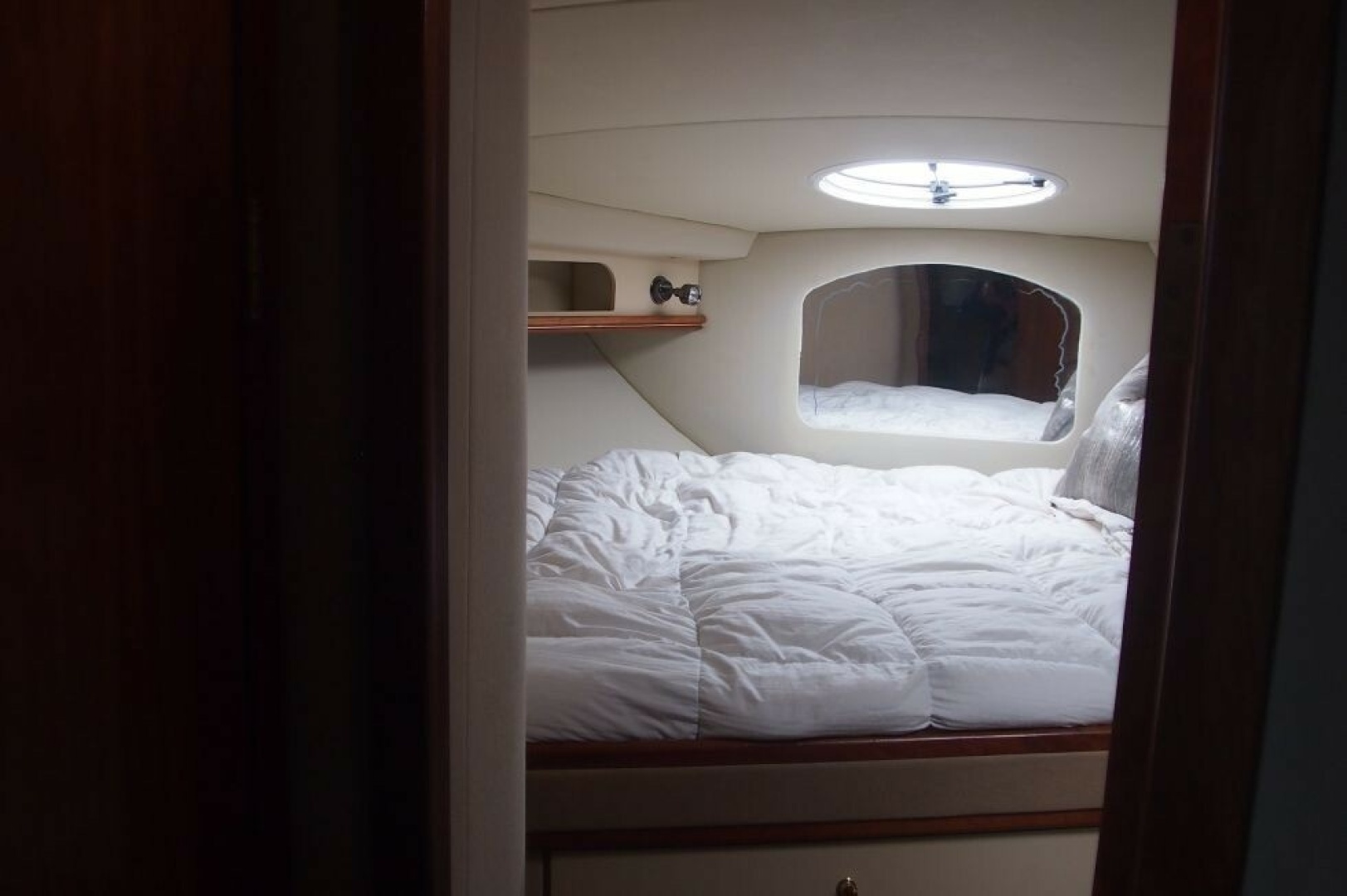 2002 Cruisers Yachts 3572 - Image 5