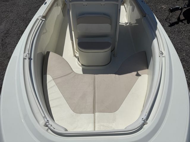 2012 Hydra-Sports 2300 CC - 16