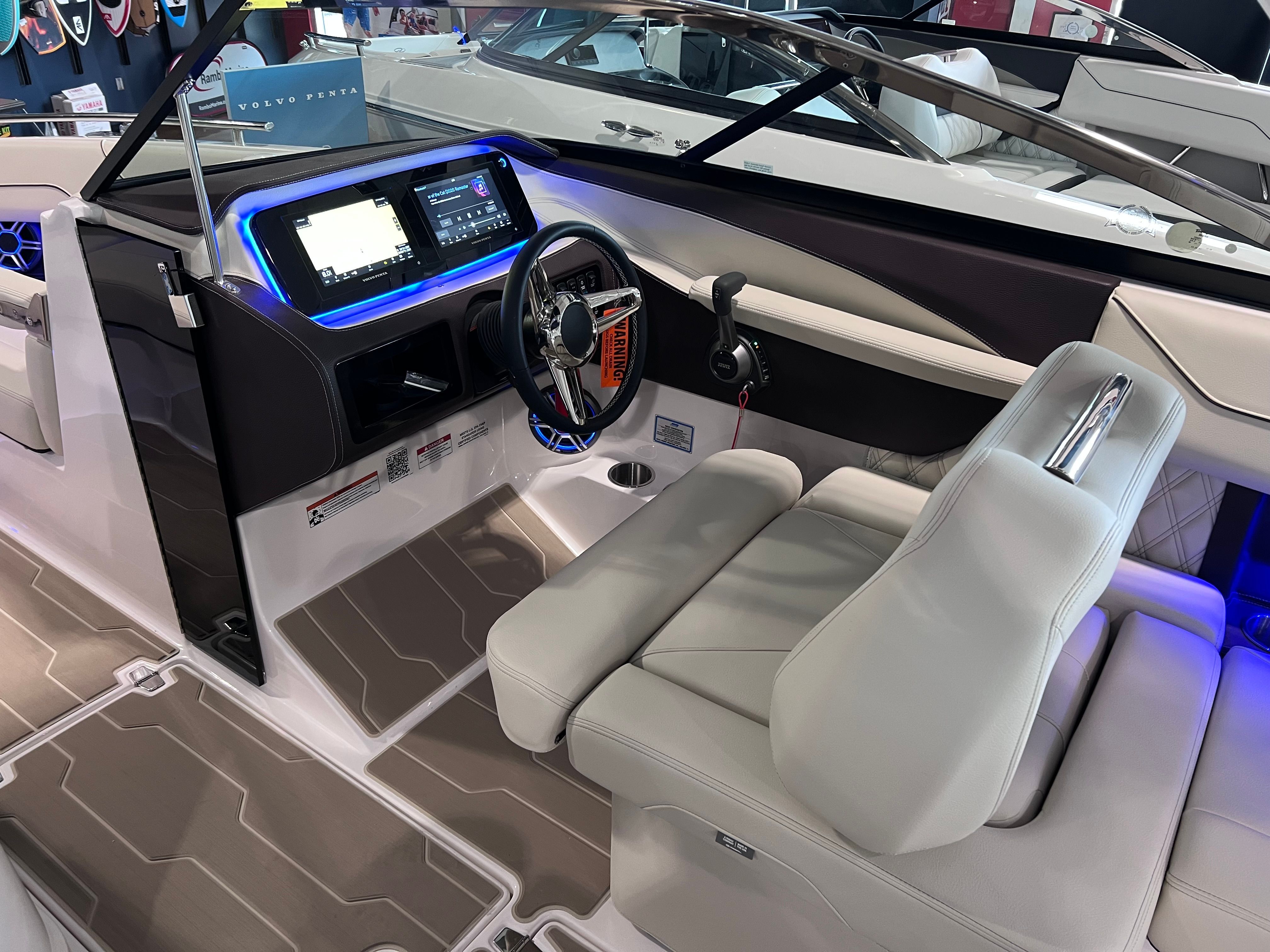 2026 REGAL LS6 SURF - Image 8