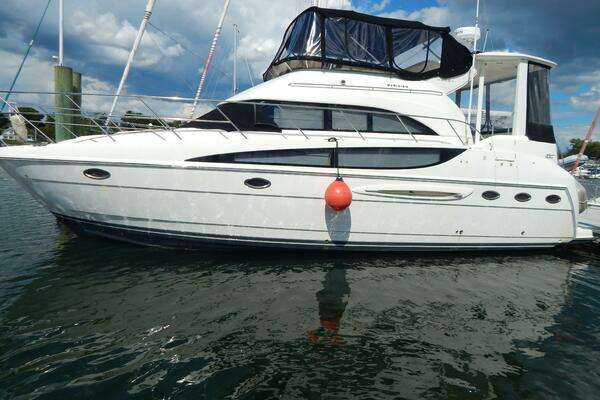 2005 Meridian 408 Motor Yacht