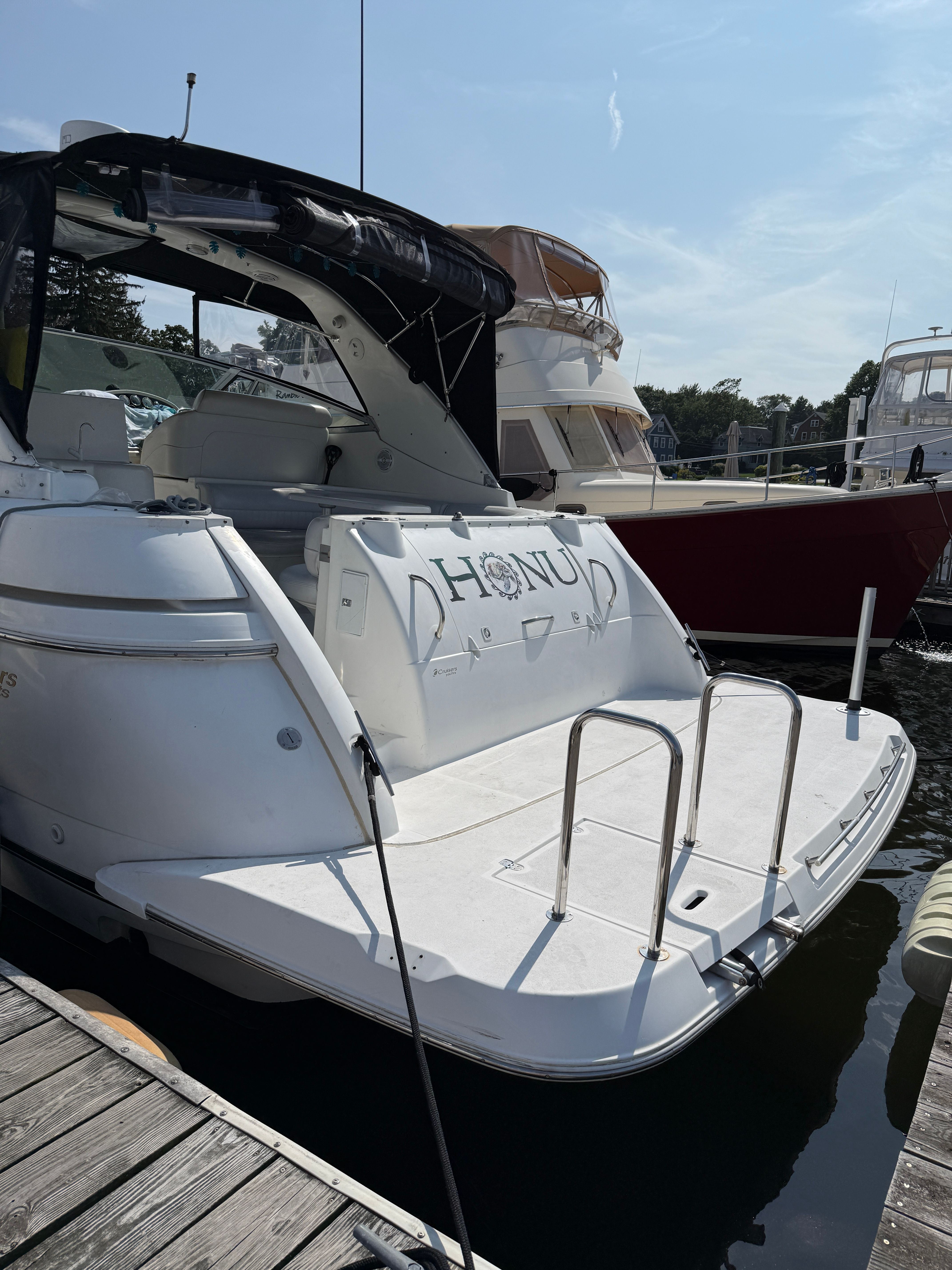 1999 Cruisers Yachts 3870 Esprit - 2