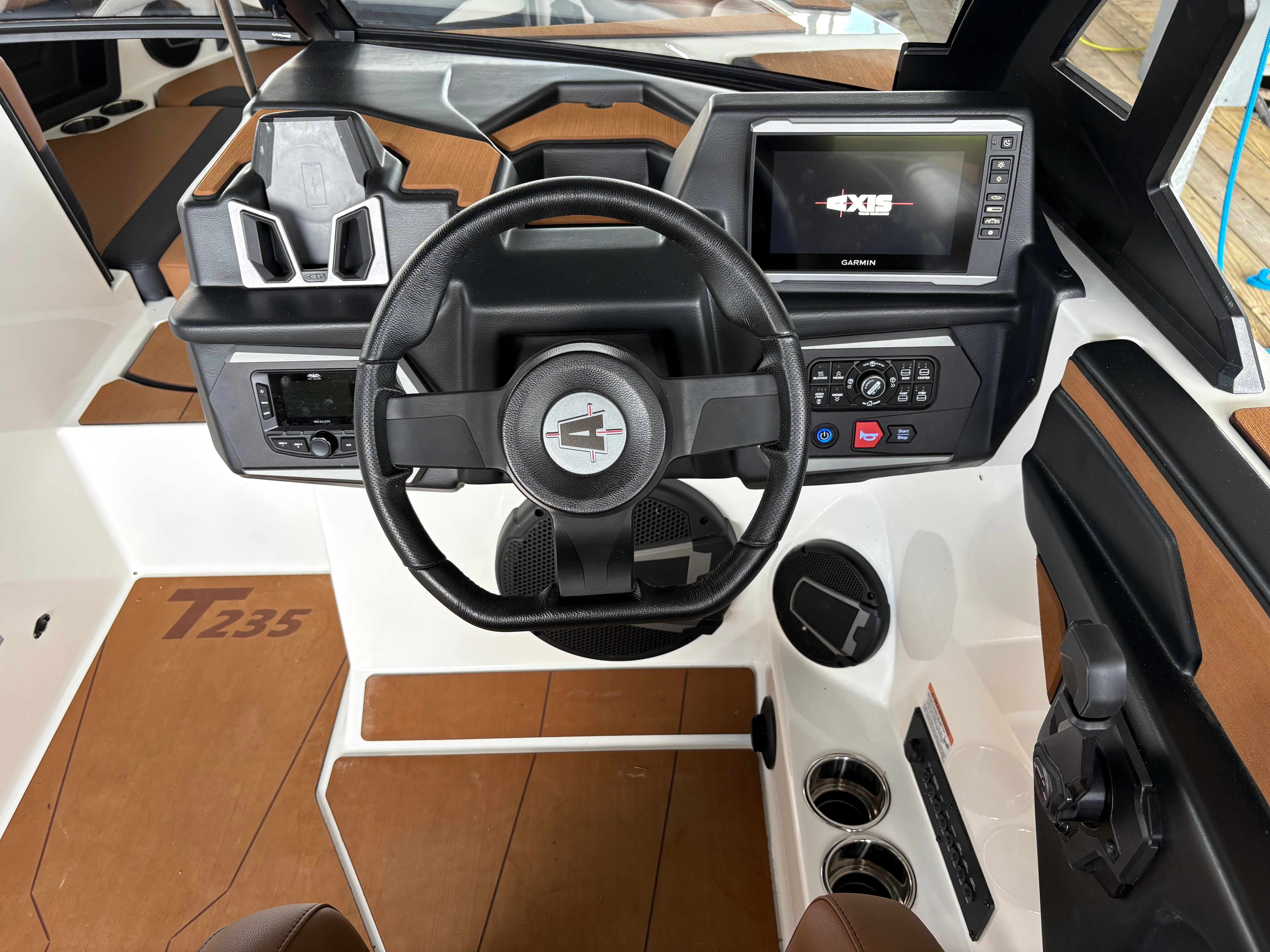 2026 AXIS T235 - Image 9