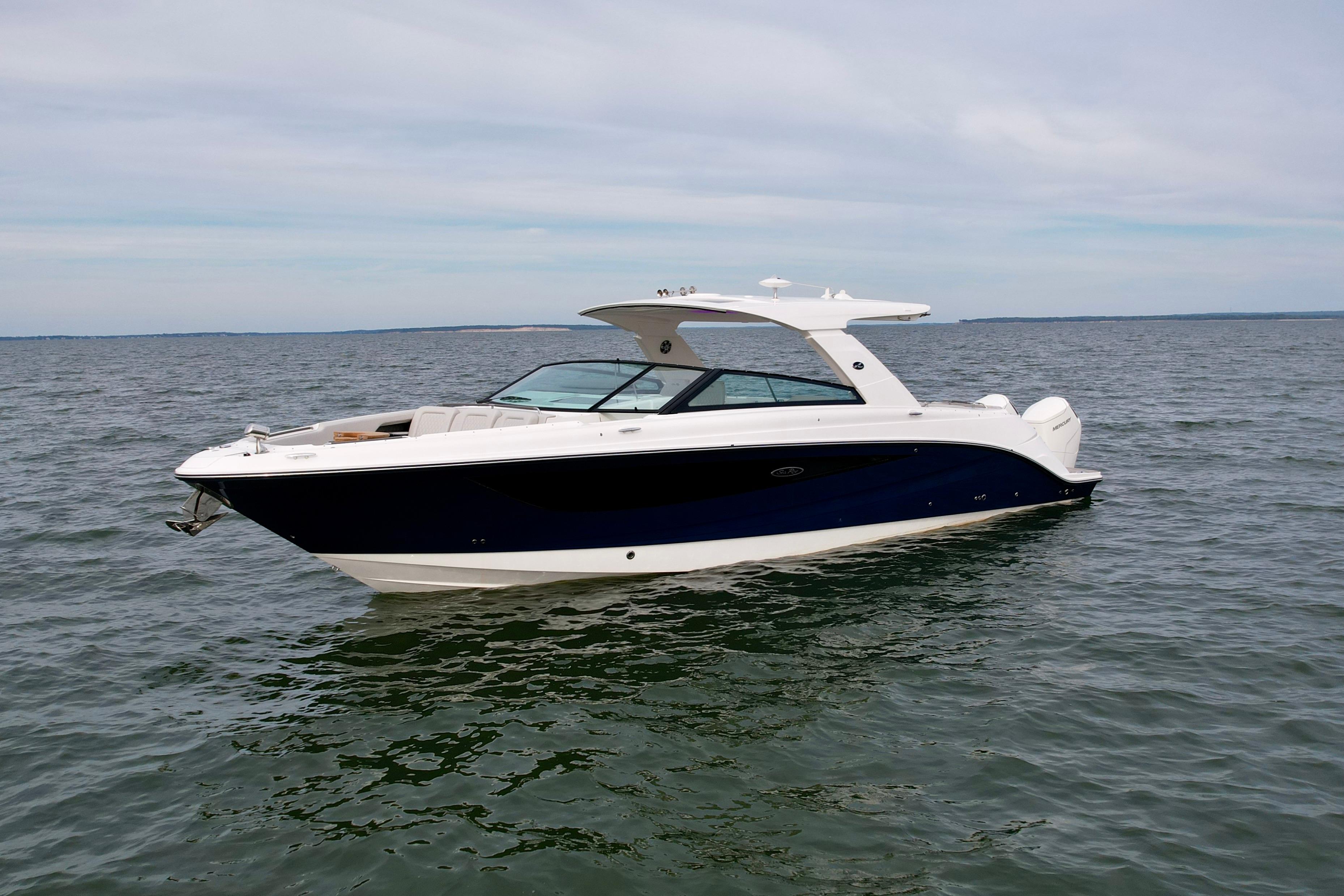 2025 Sea Ray SLX 400 Outboard