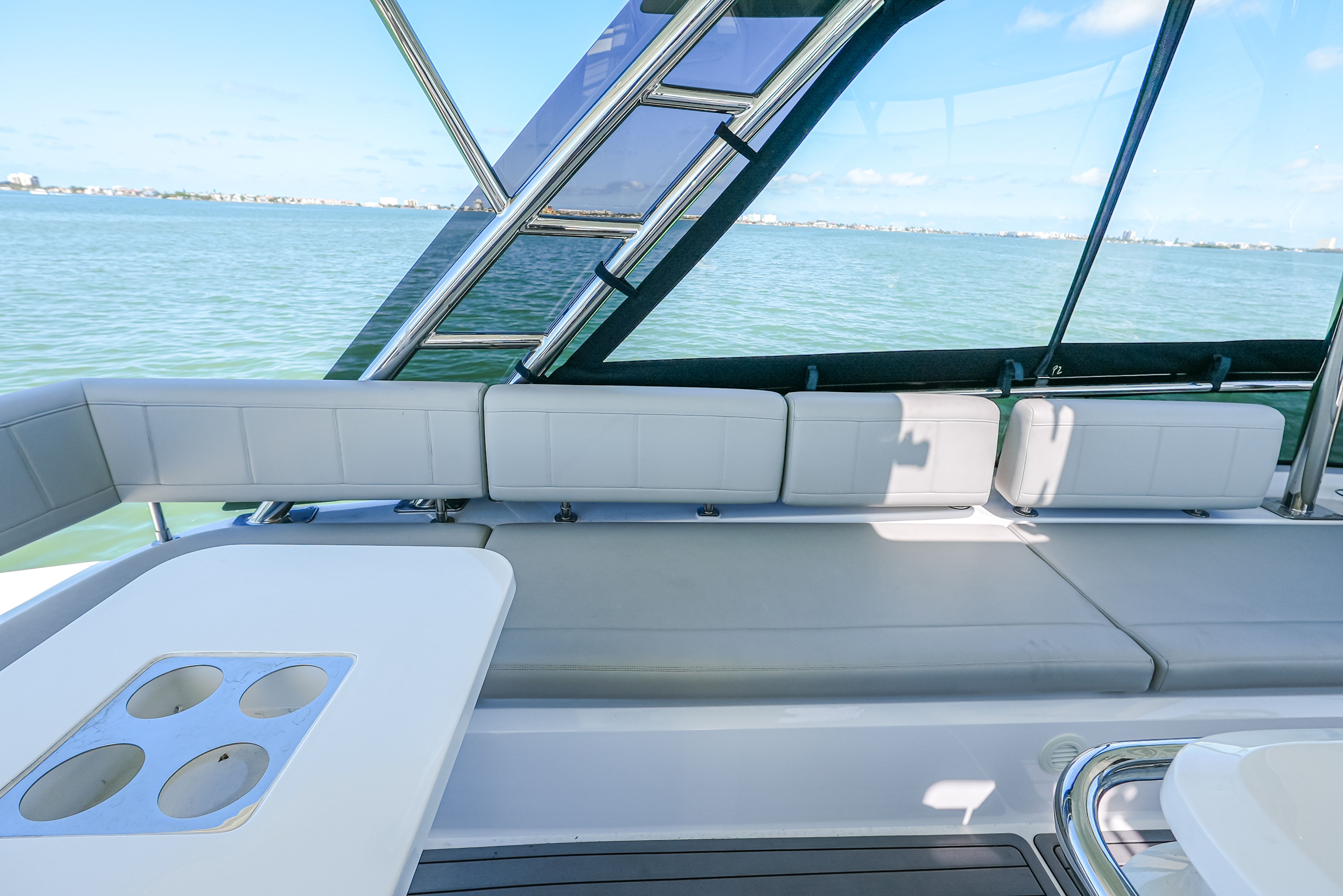 2025 Aquila 42 Yacht - 34