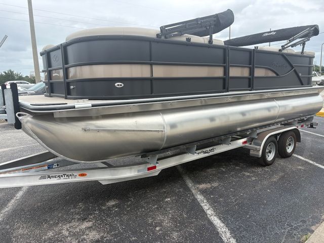 2026 Bentley Pontoons Legacy Cruise 223 - 7