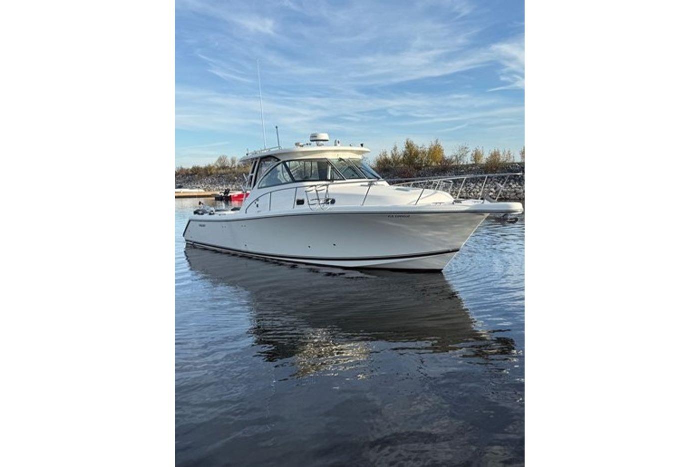 2009 Pursuit OS 375 Offshore