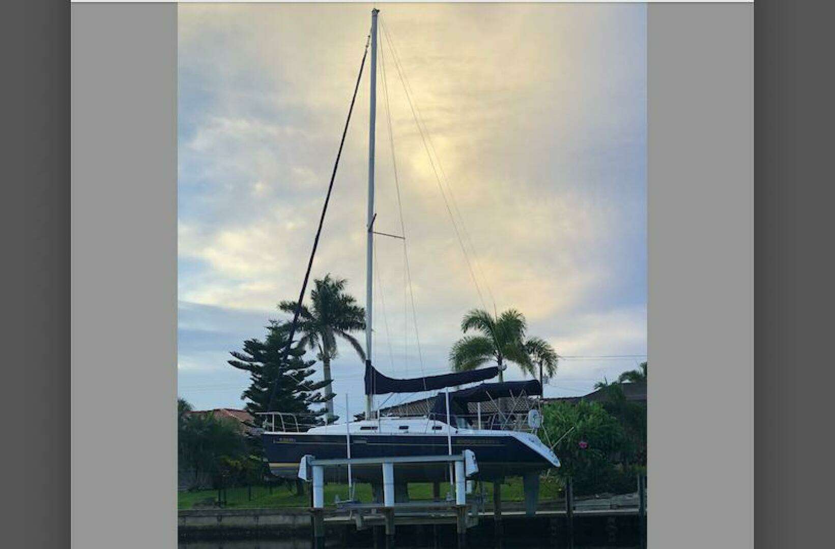 2000 Beneteau Oceanis 311 - Image 2