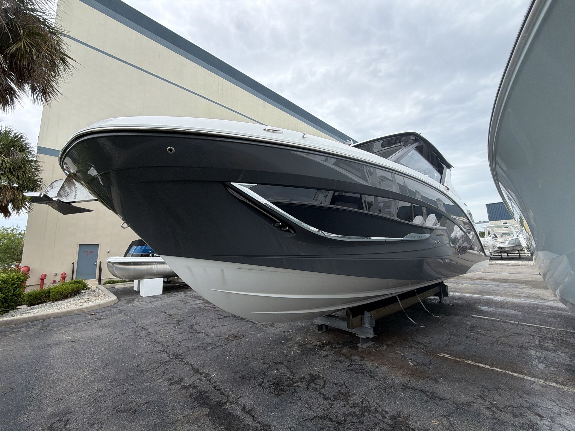 2026 Hurricane 3200SD