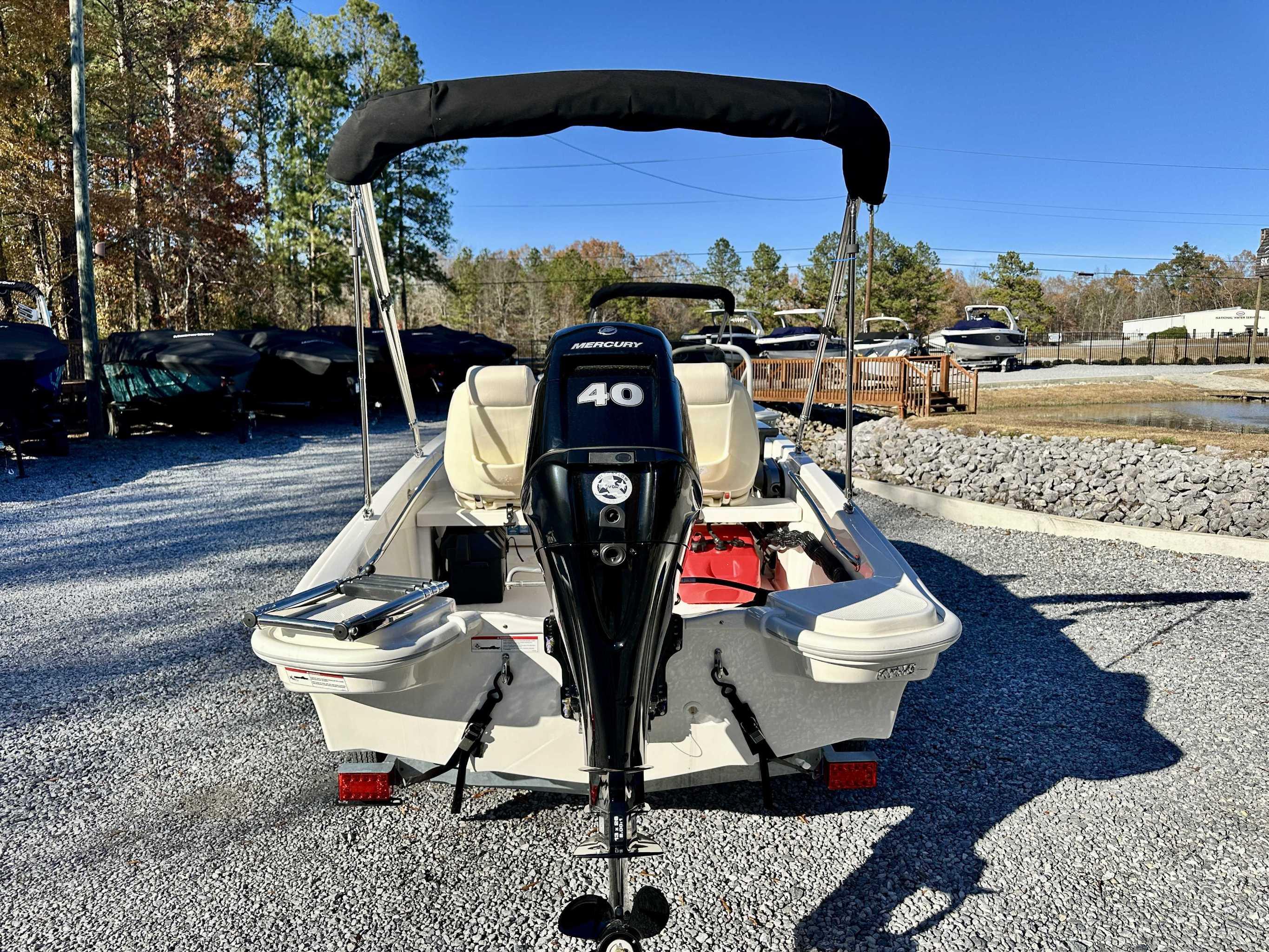 2025 Boston Whaler 130 Super Sport - 9