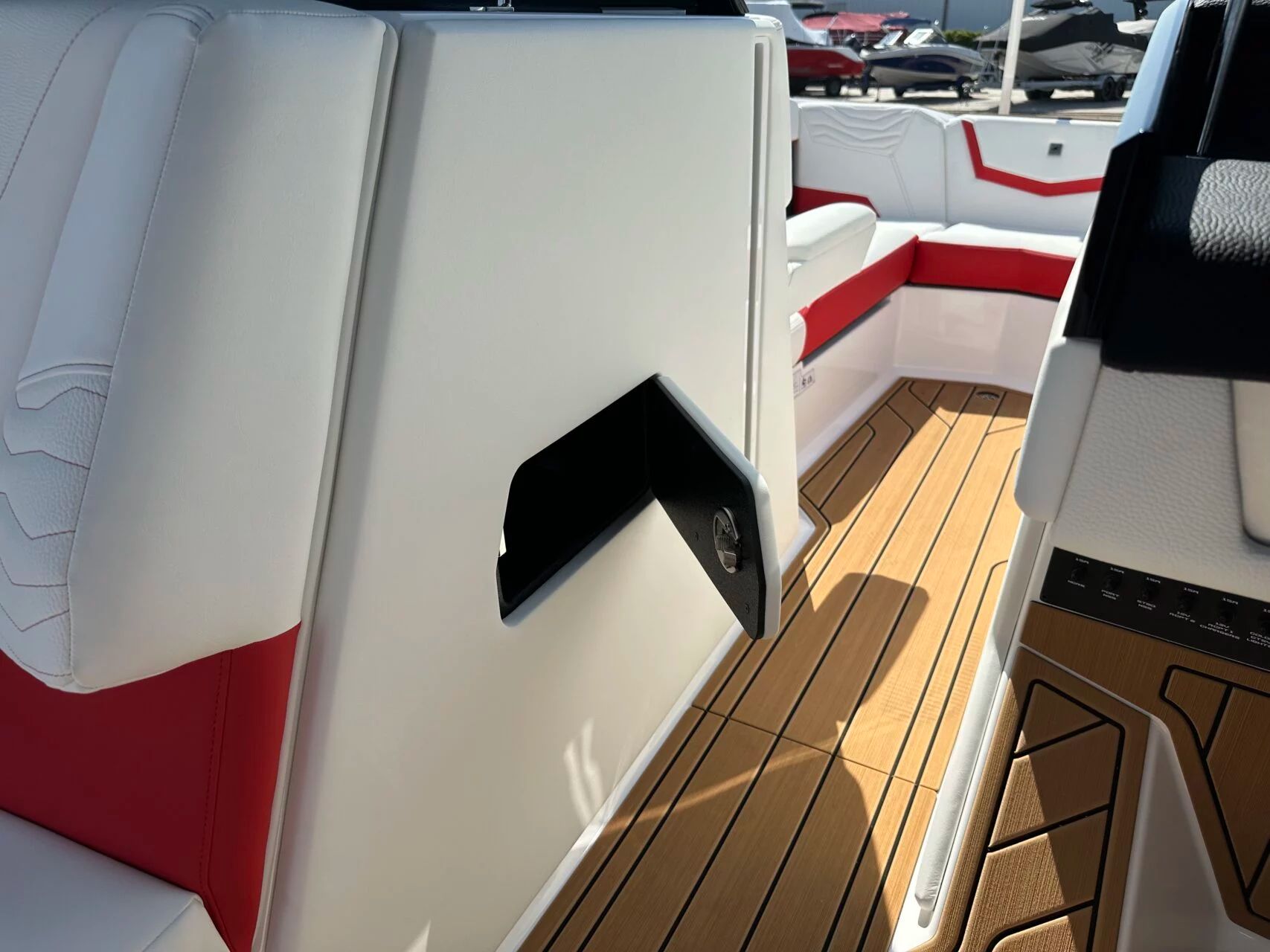 2026 Nautique G25 - 41