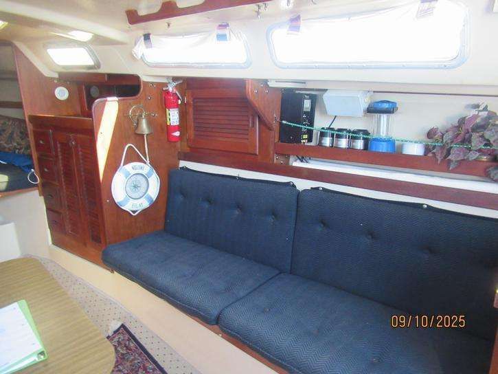 1985 Catalina 30 - 9
