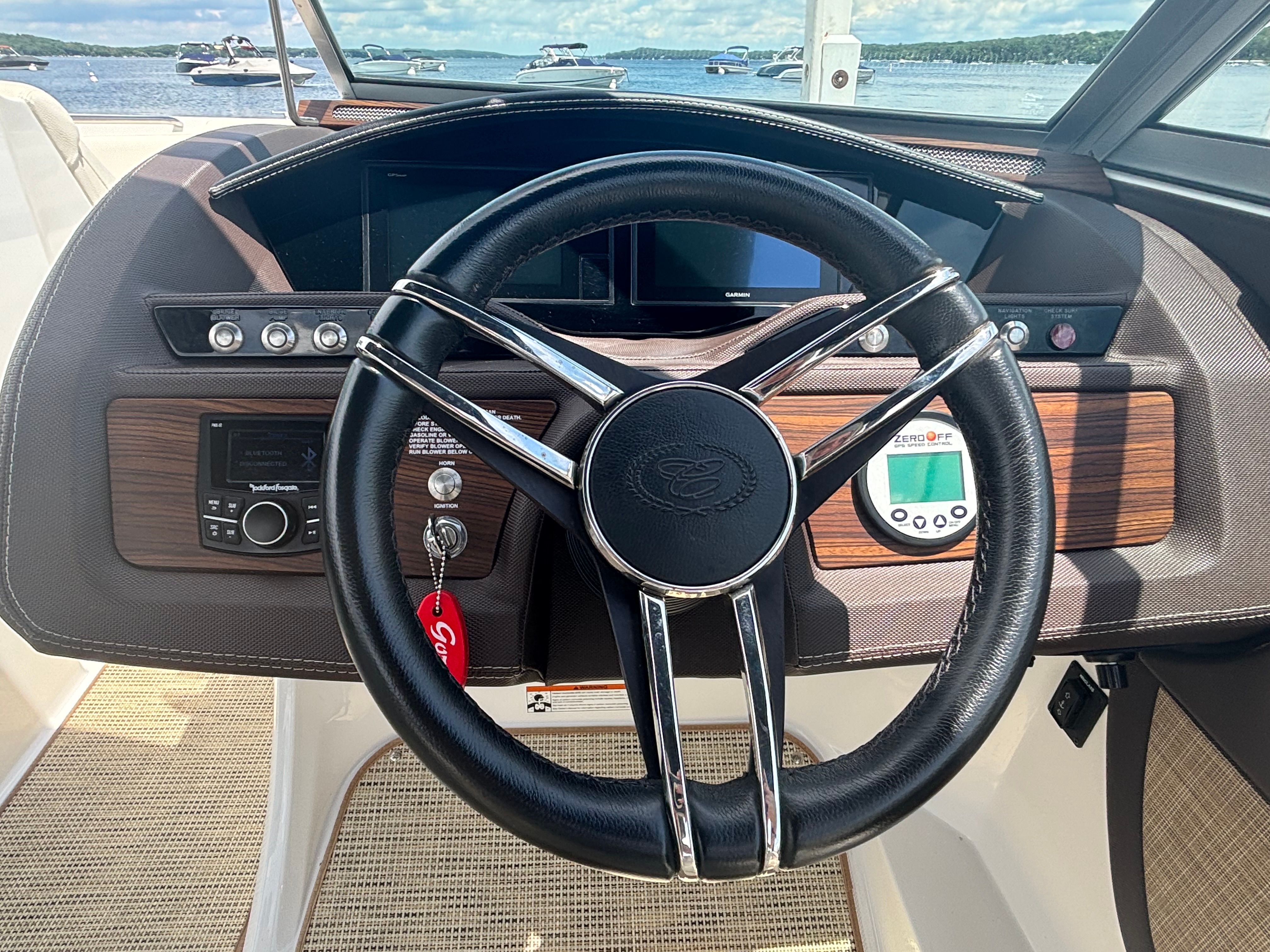 2019 Cobalt R5 Surf - 7