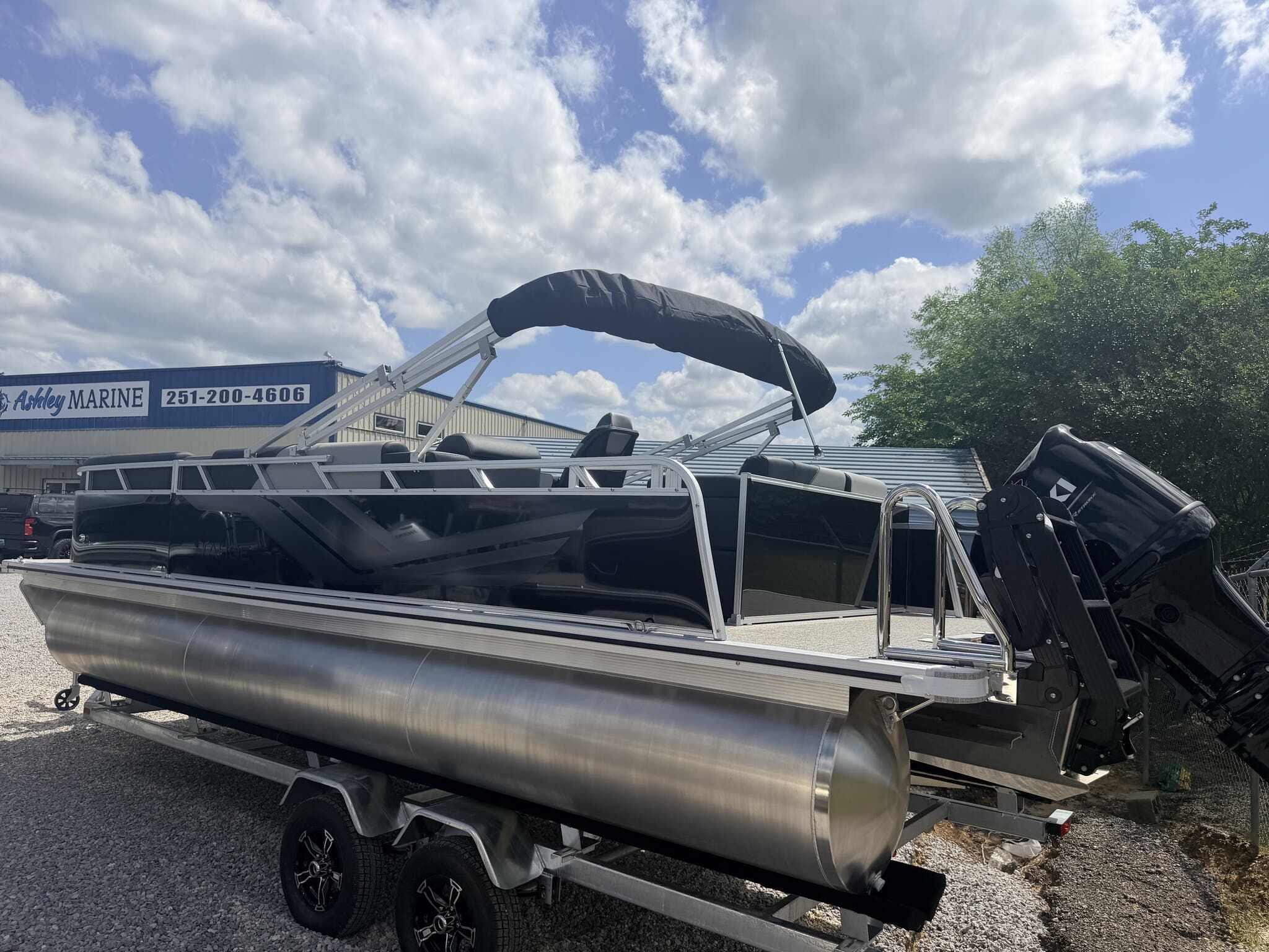 2026 Tahoe Pontoon Boats Sport 85 23 ELITE WINDSHIELD-140HP - 2