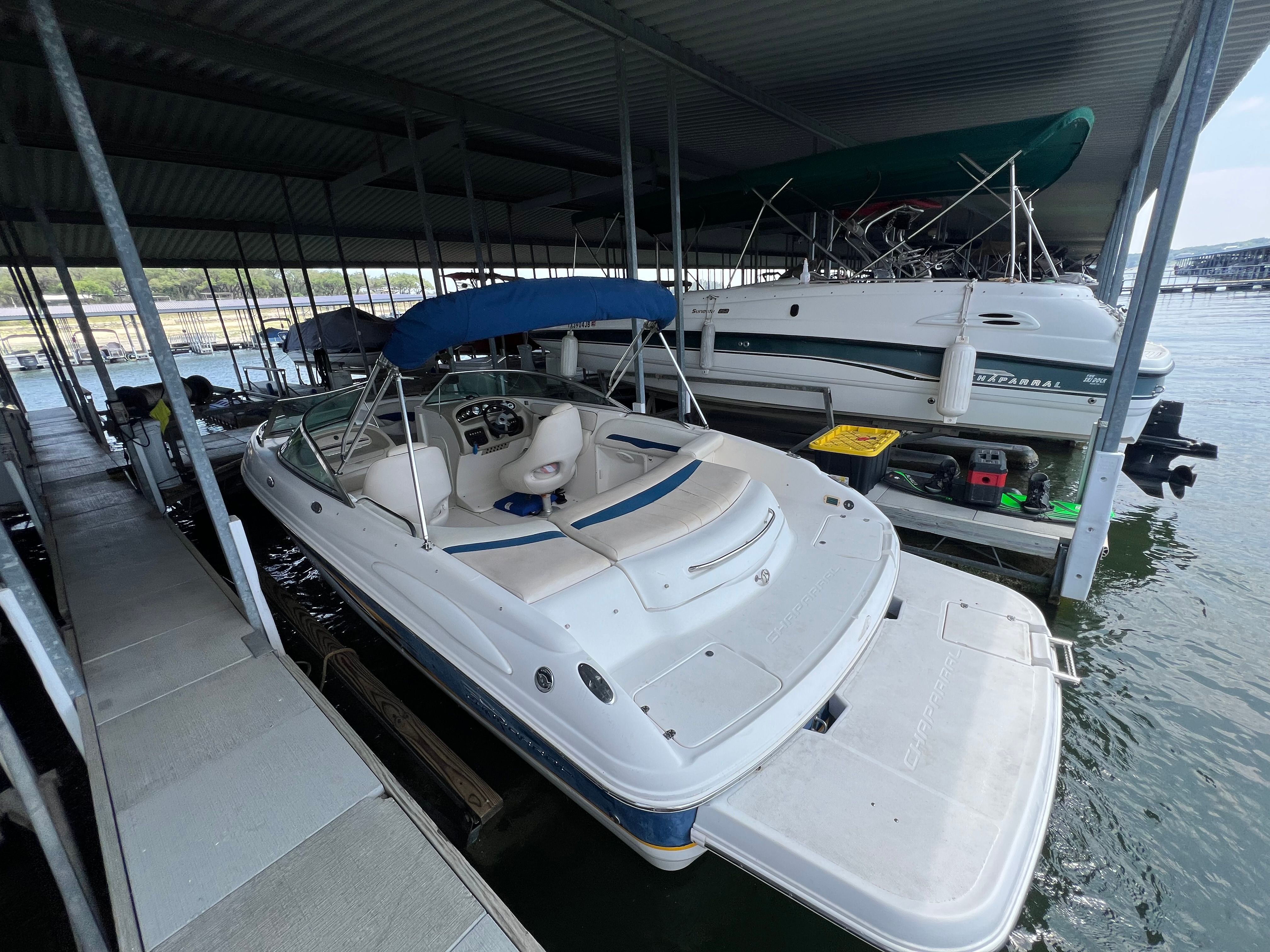 2002 Chaparral 220 SSi Wide Tech - 14
