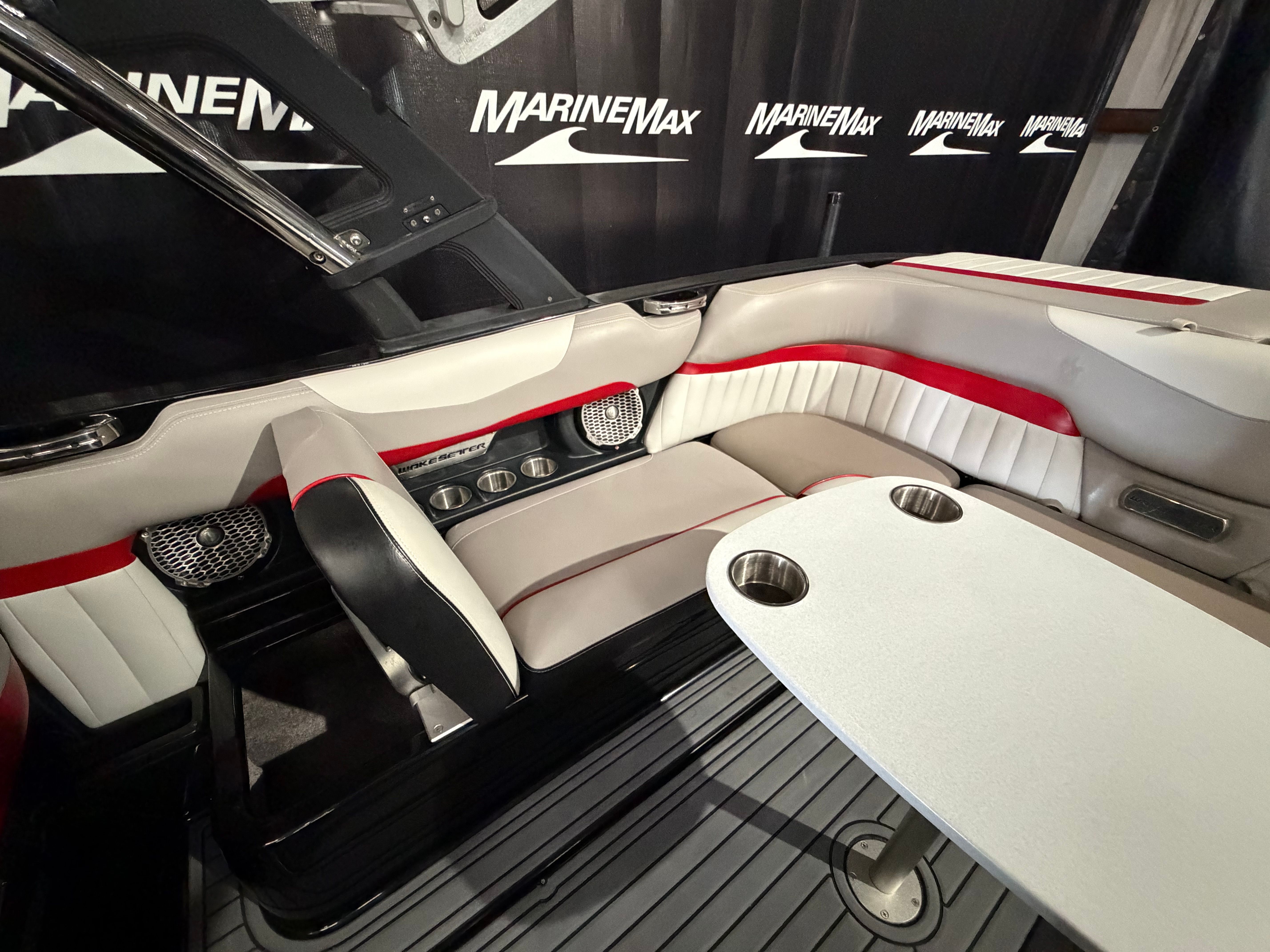 2014 Malibu Wakesetter 24 MXZ - 28