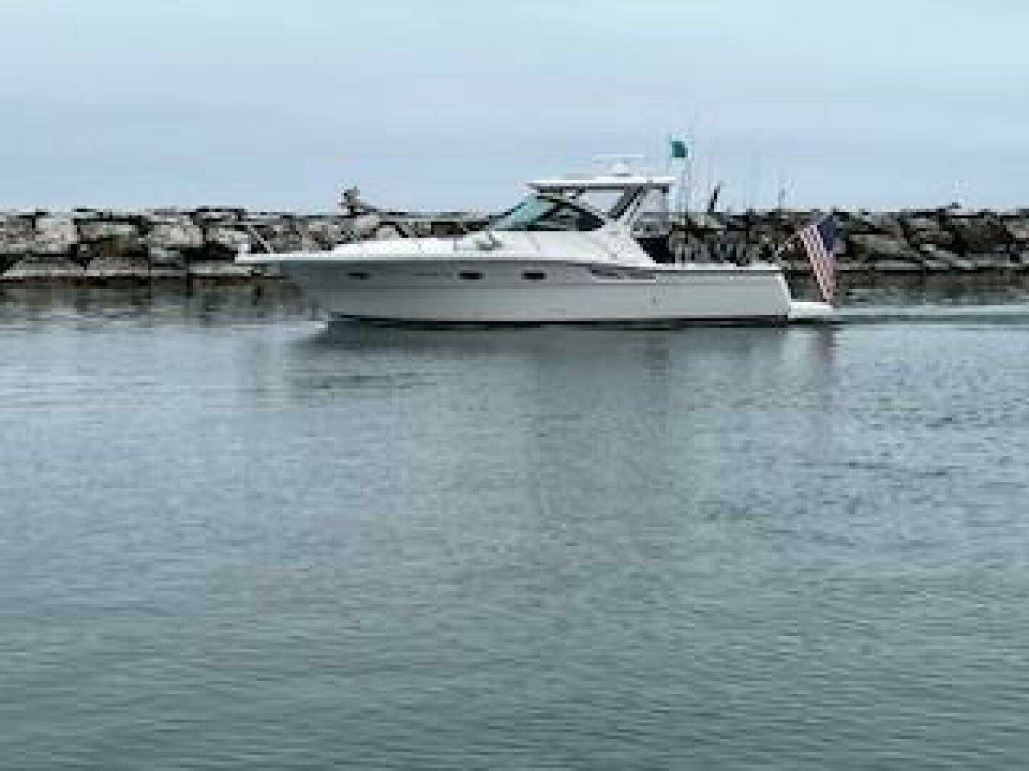 2005 Tiara Yachts 3200 OPEN - Image 37