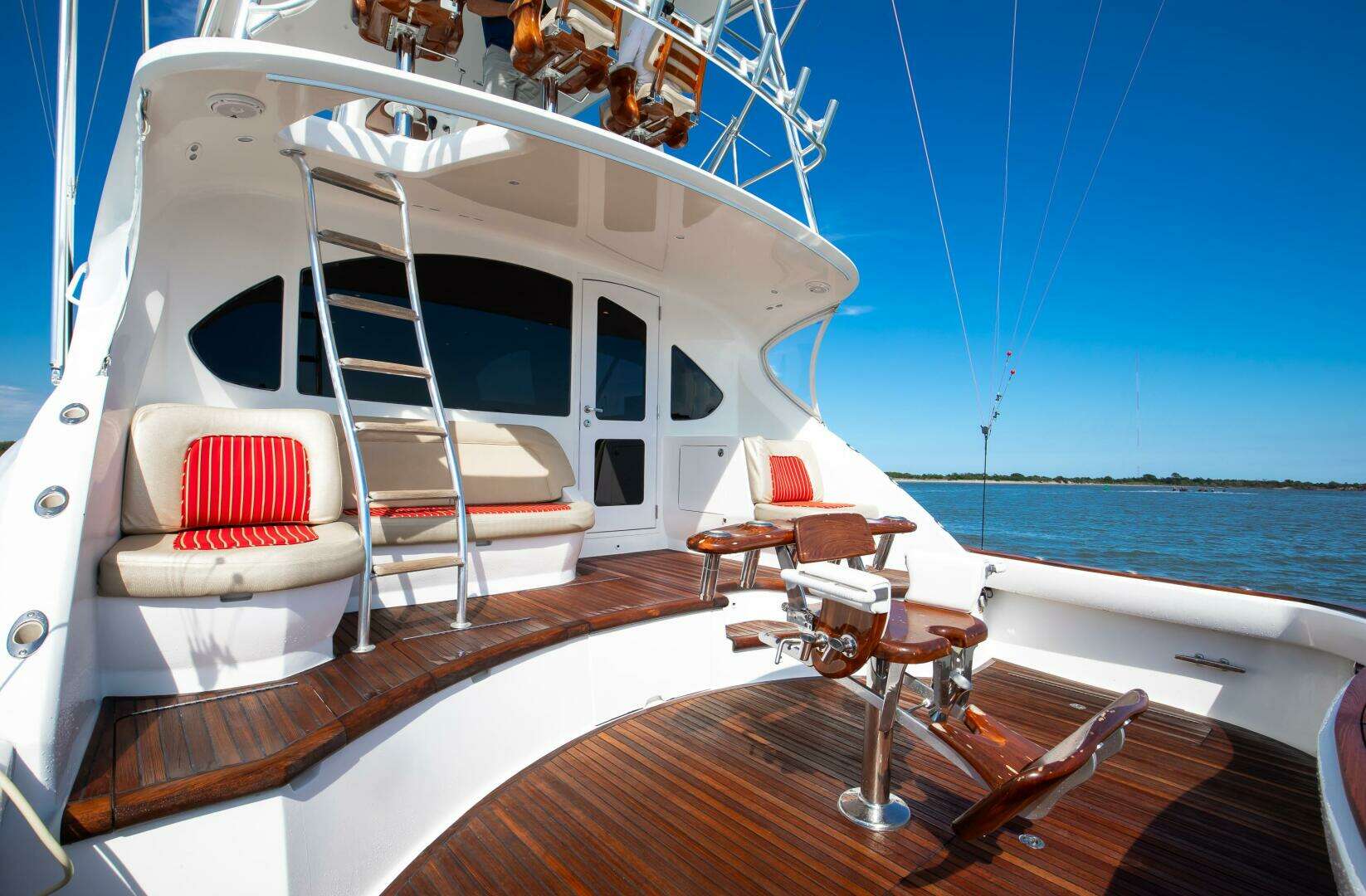 2015 Ocean Yachts 64 Convertible - Image 16