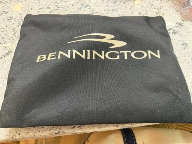 Bennington 18SL 2018 cover lying on a surface.