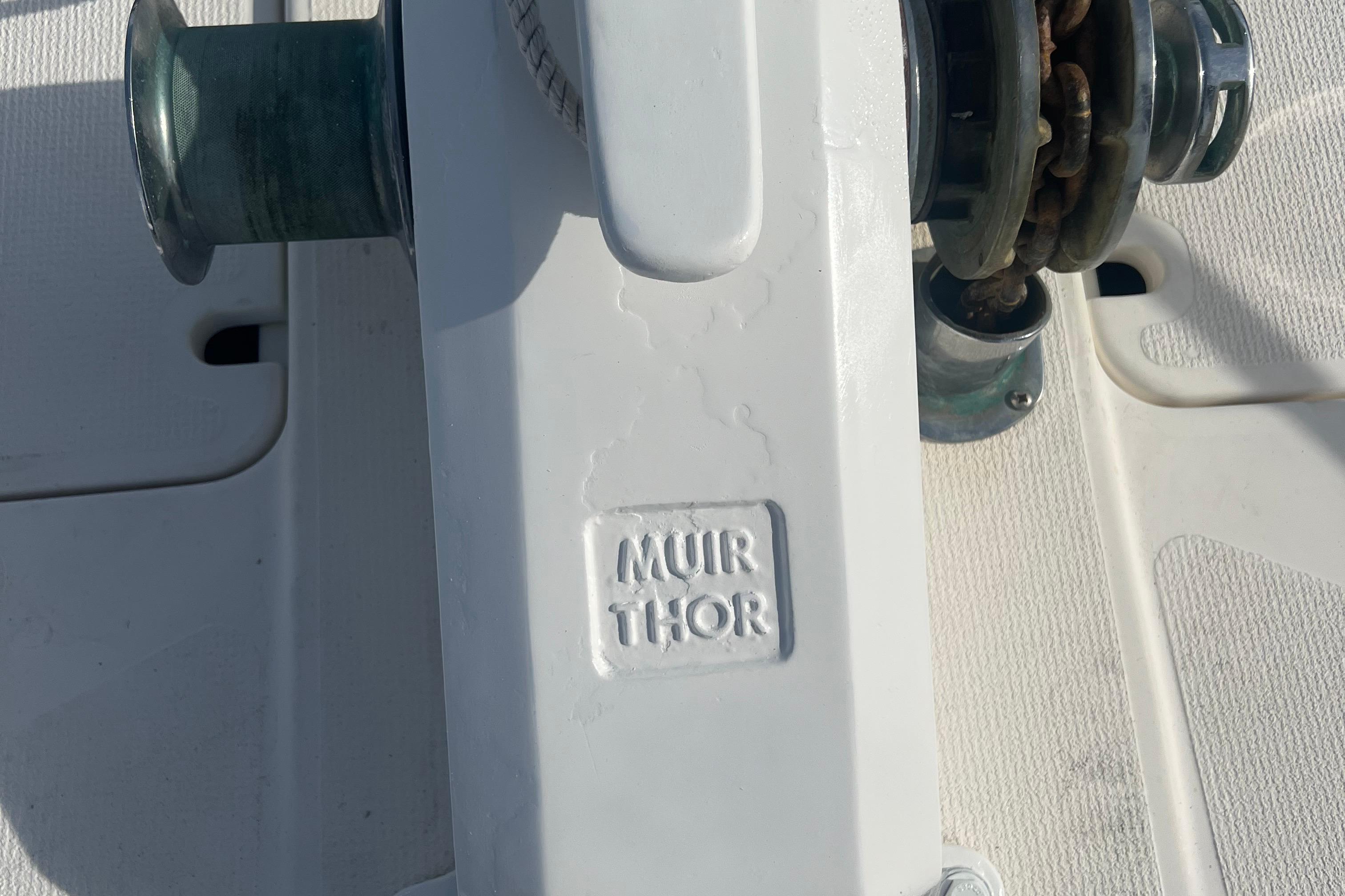 Muir Thor windlass on 2000 Riviera 48 Enclosed Flybridge yacht deck.