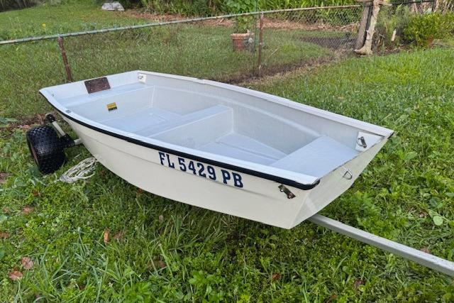 1999 Beacon Boats Pram