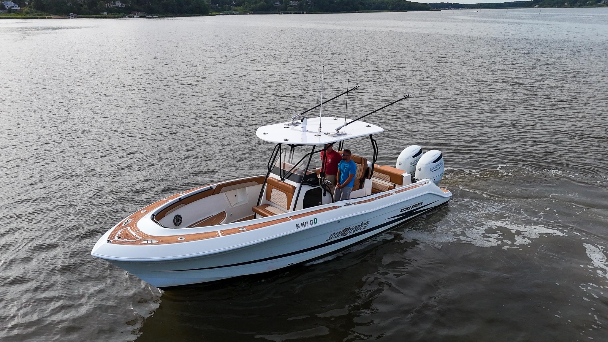 2000 Hydra-Sports Vector 2796 CC