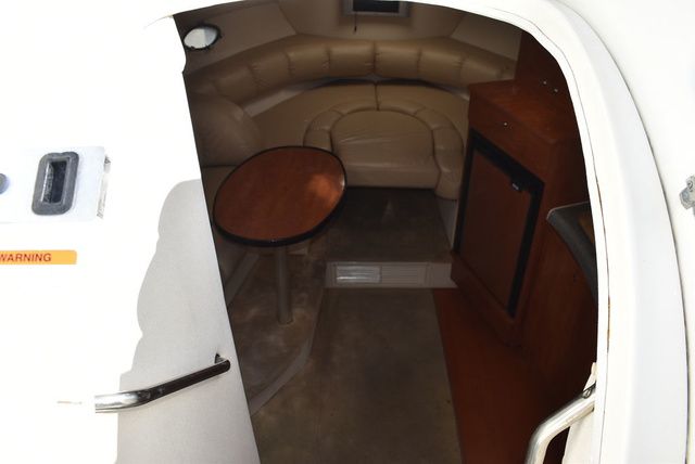 2005 Larson Cabrio 310 - 39