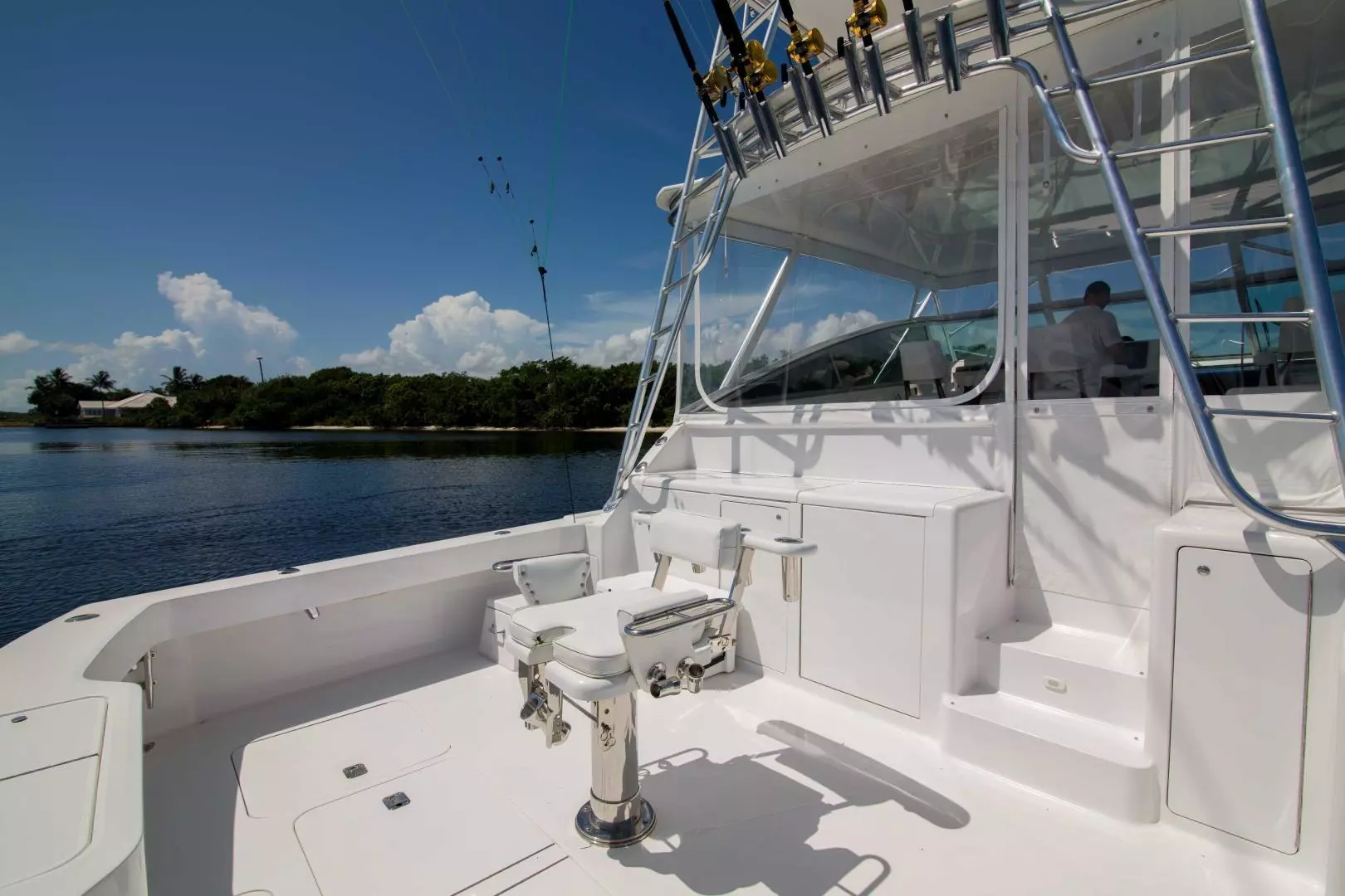 2001 Viking 50 Express - Image 41