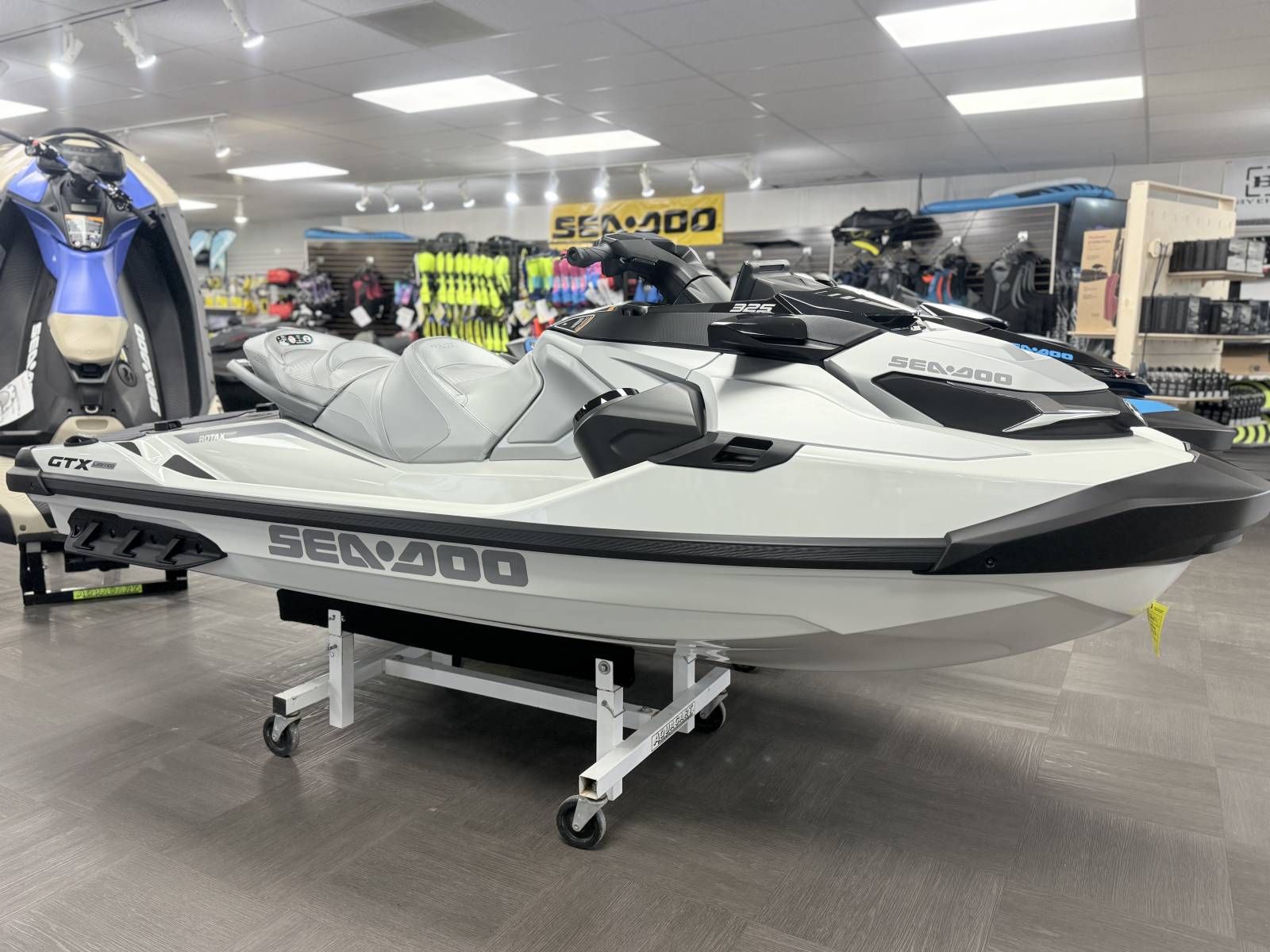 2026 Sea-Doo 26tc - Gtx Ltd 325 W/snd - White Pearl - 5