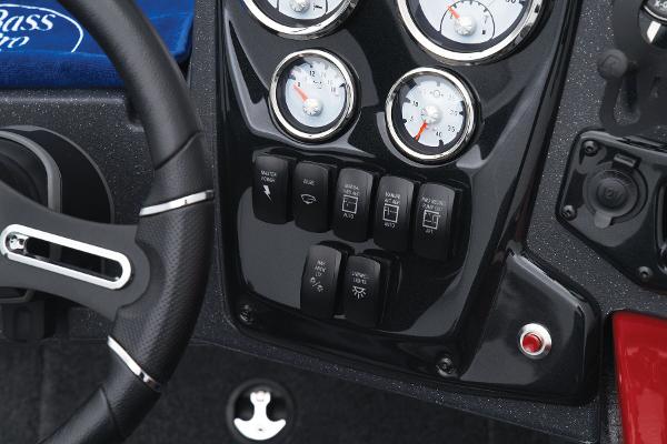 2026 Tracker Targa V-18 Combo - 28
