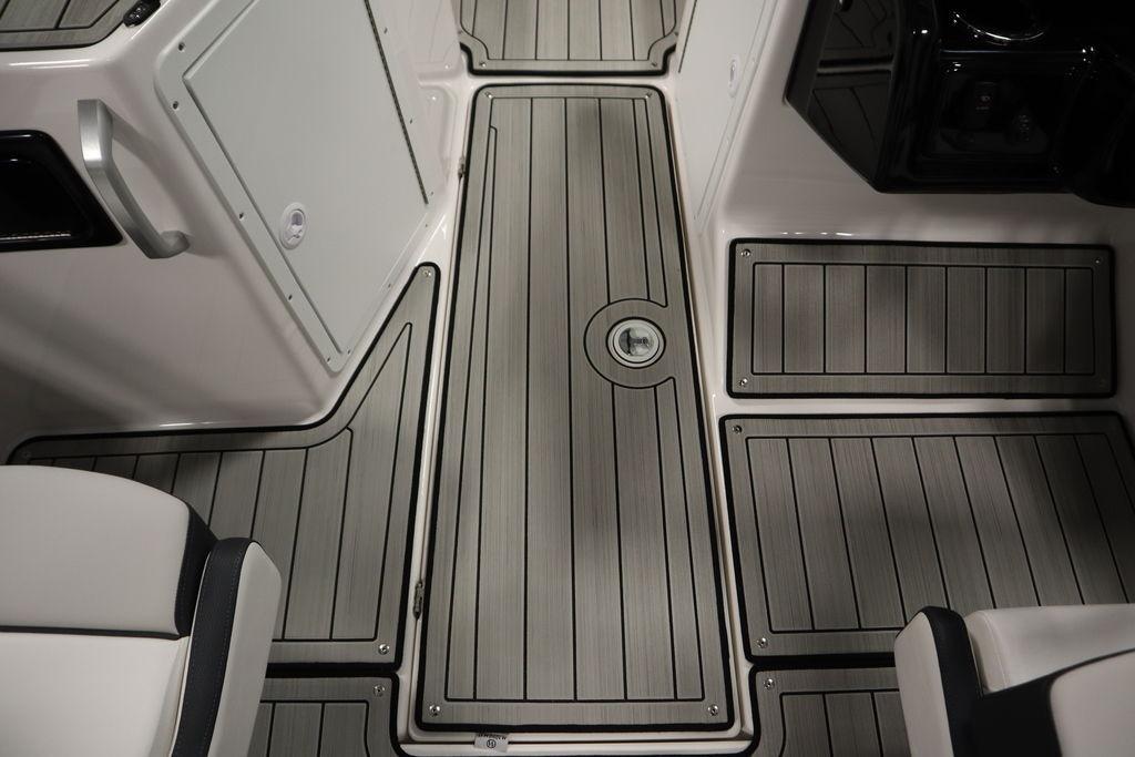 Interior deck of 2026 Yamaha Boats 195S, featuring sleek, modern design and durable materials.