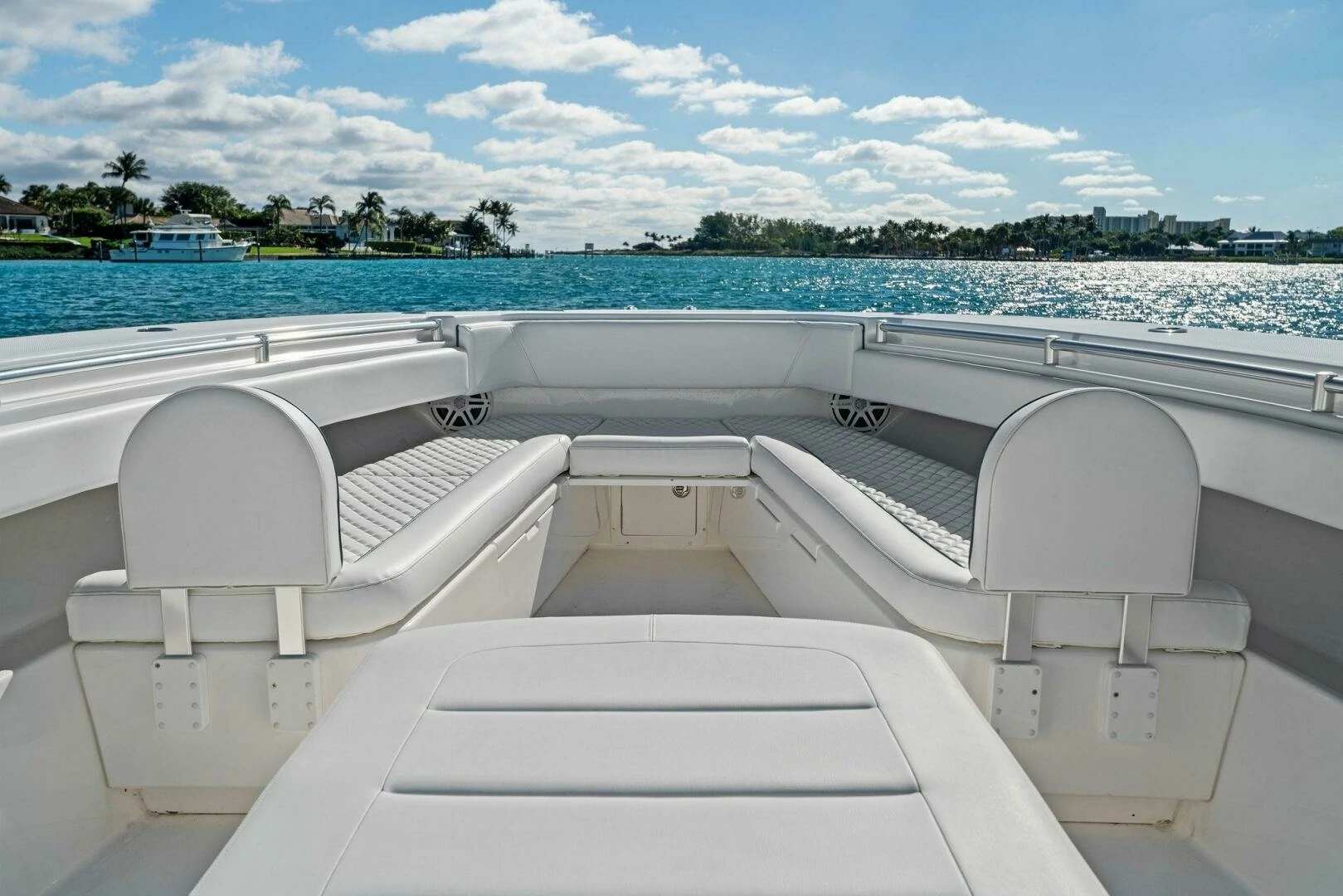 2019 Invincible 42 Open Fisherman - Image 15