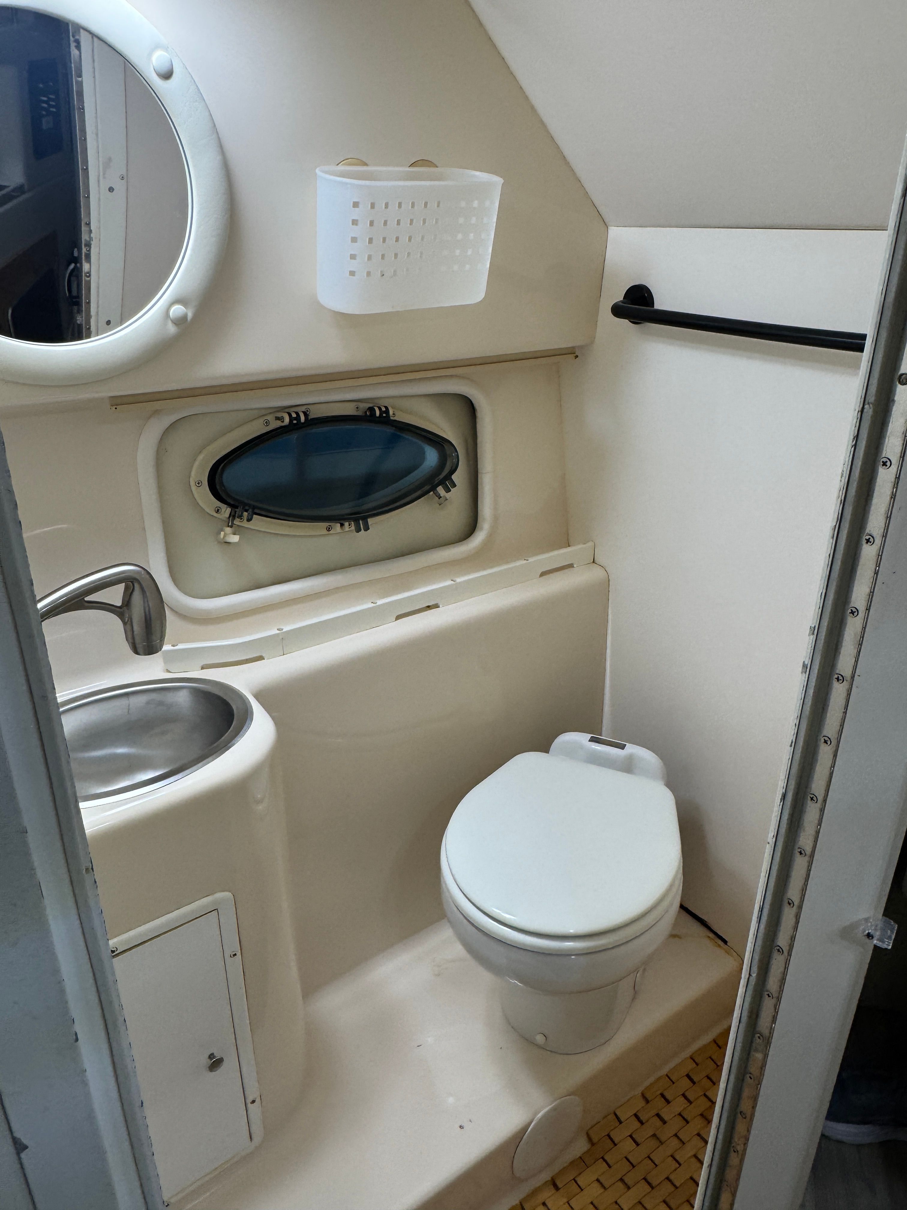2000 Rinker Fiesta Vee 270 - 20