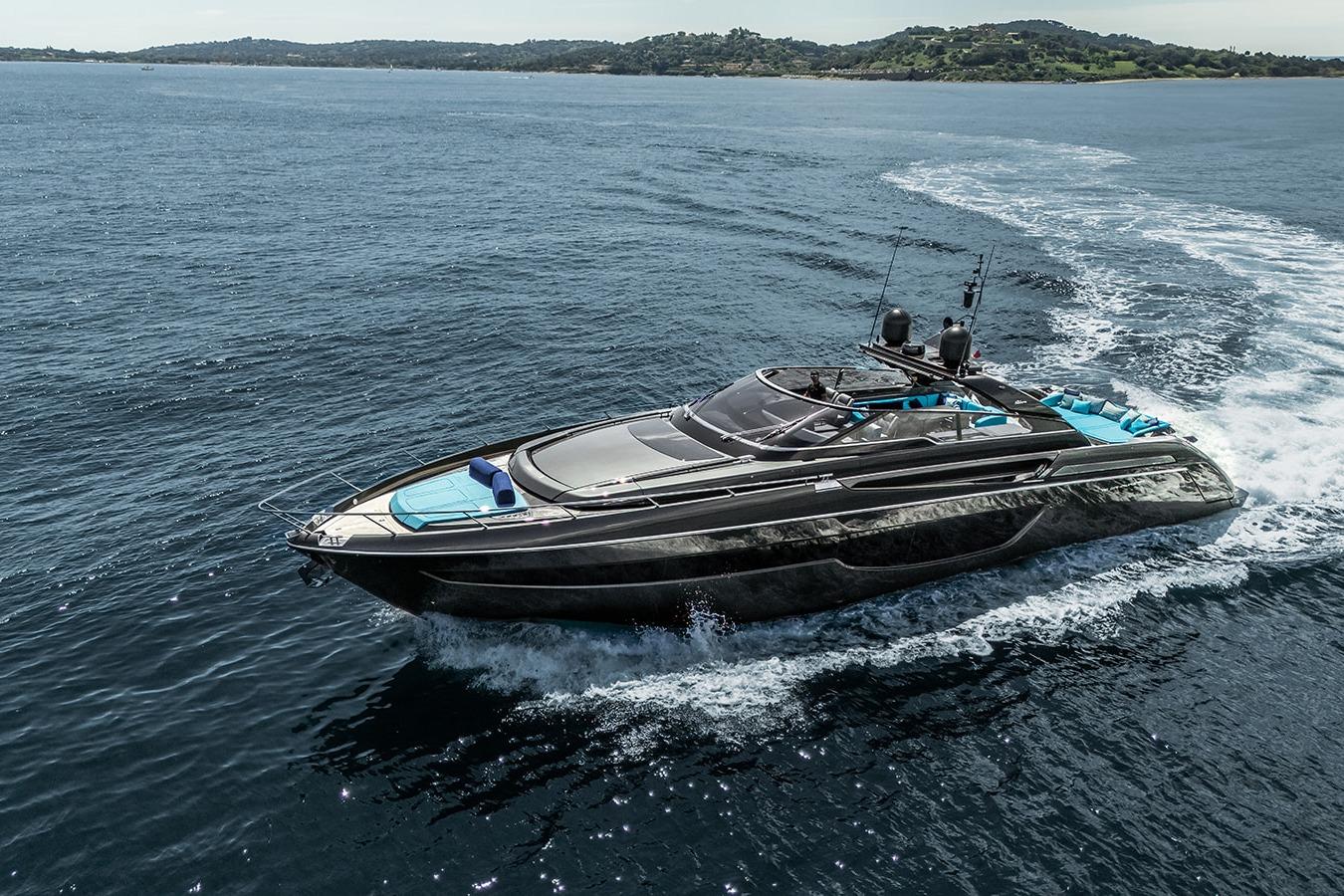 2024 Riva 76' Bahamas Super