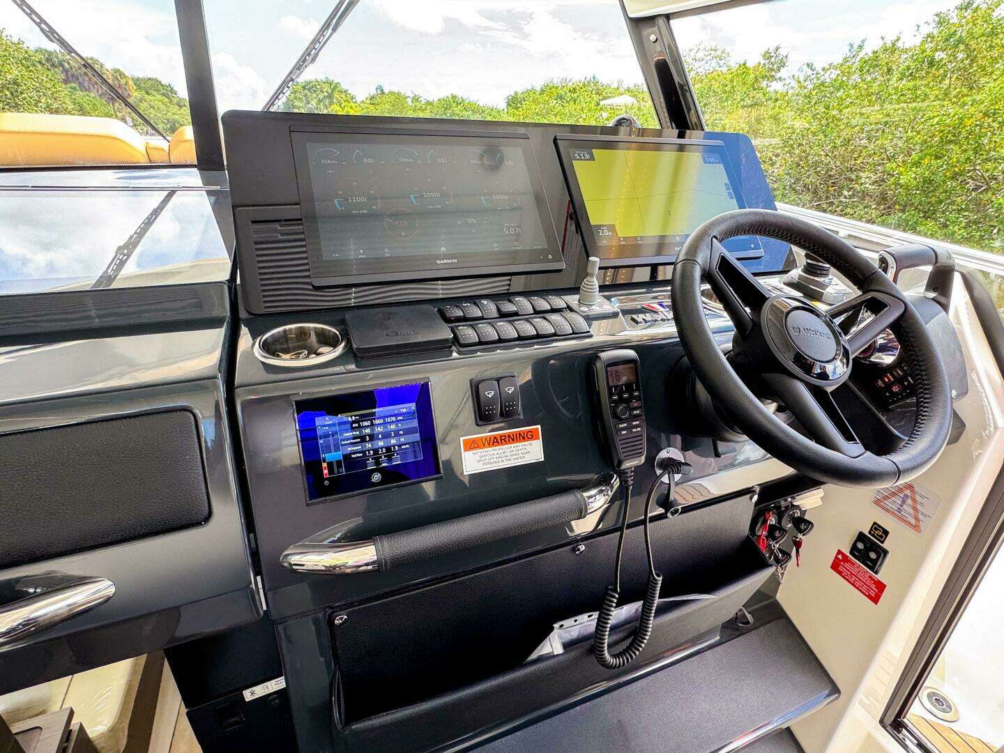 2025 Wellcraft 38 Explorer - Image 32