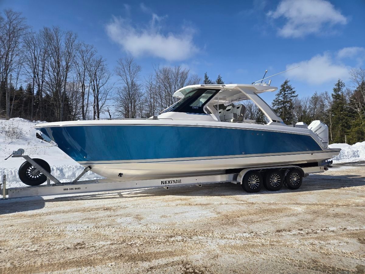 2024 Tiara Sport 34LS