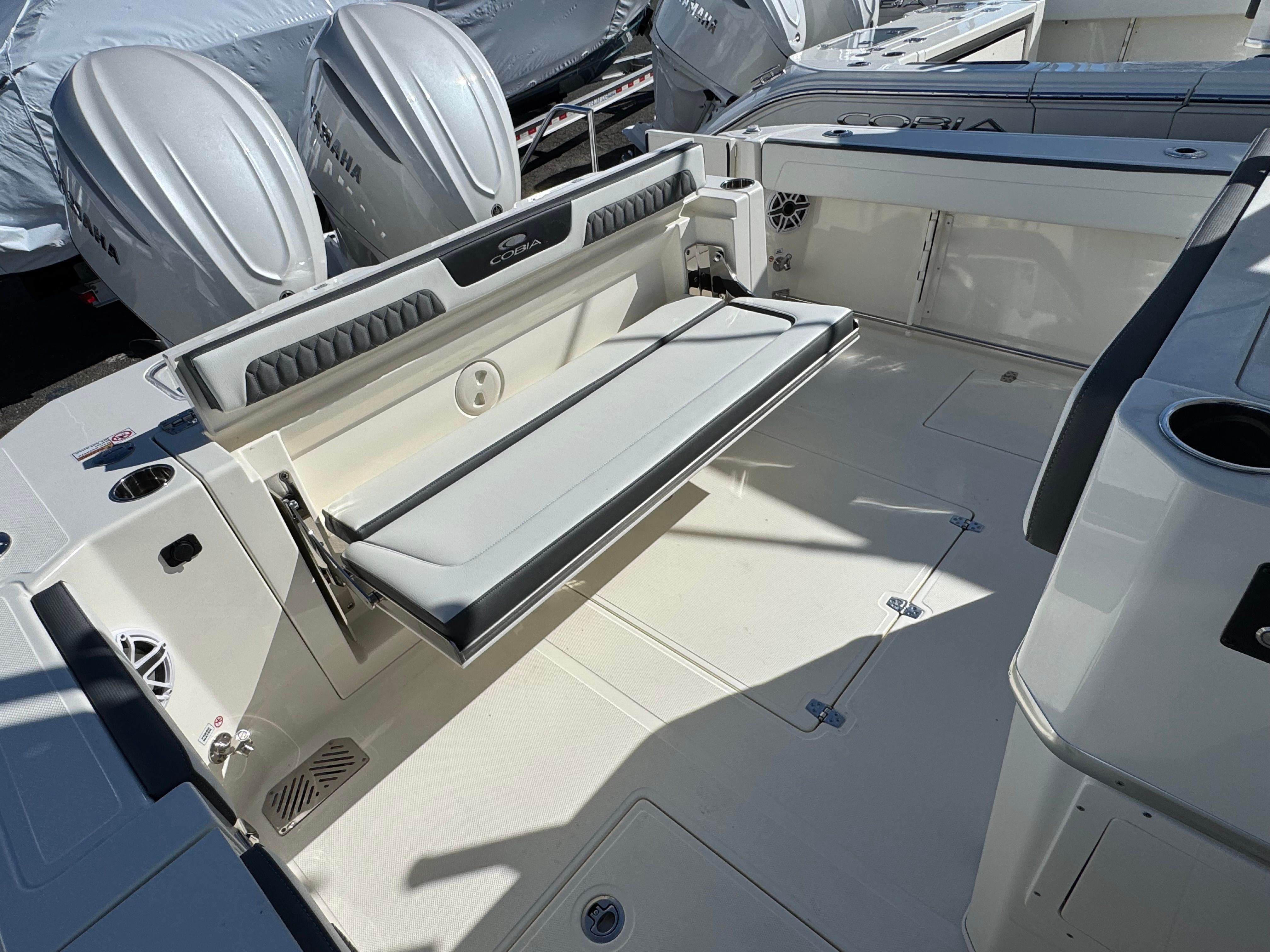 2026 COBIA 305 CC - Image 44
