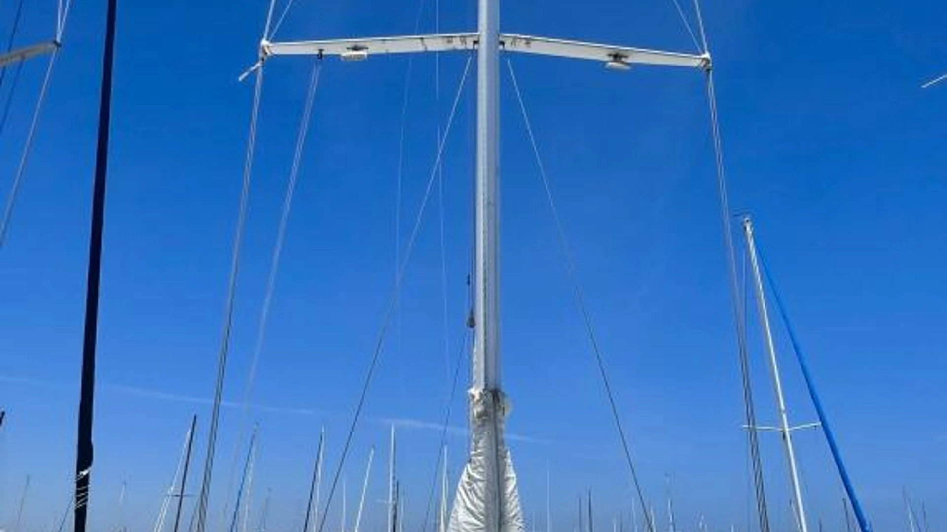 1999 Sabre 402 Sail - Image 44