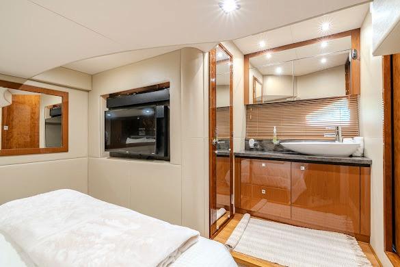 Luxurious interior of 2016 Sea Ray Sundancer 510 yacht with modern amenities.