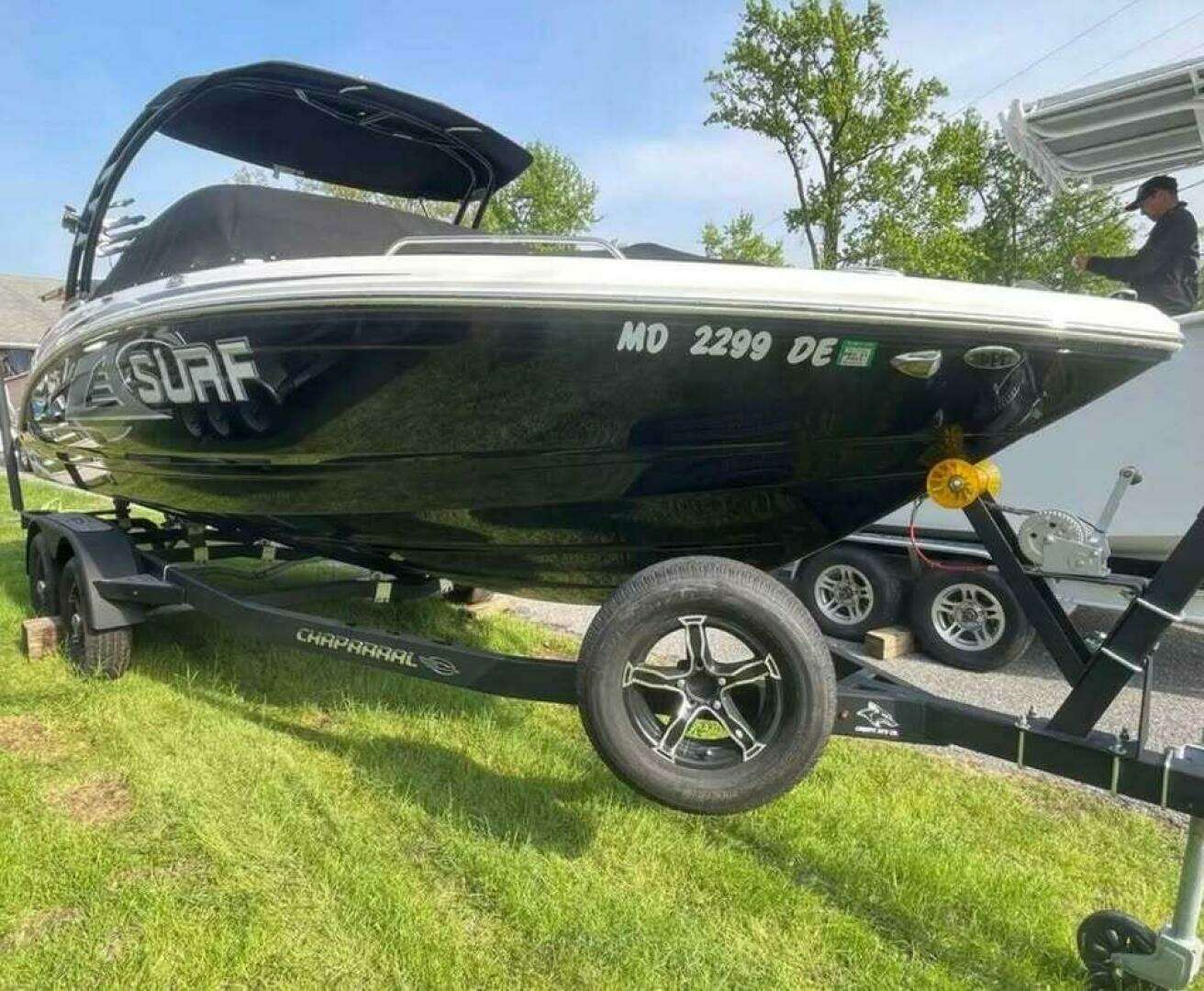 2022 Chaparral 23 SURF - Image 9