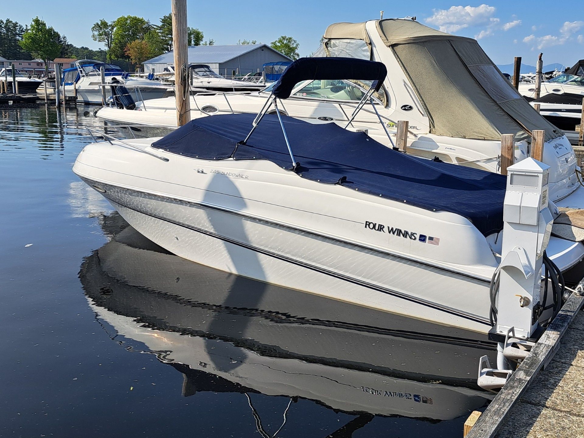 1998 Four Winns 245 Sundowner - 6