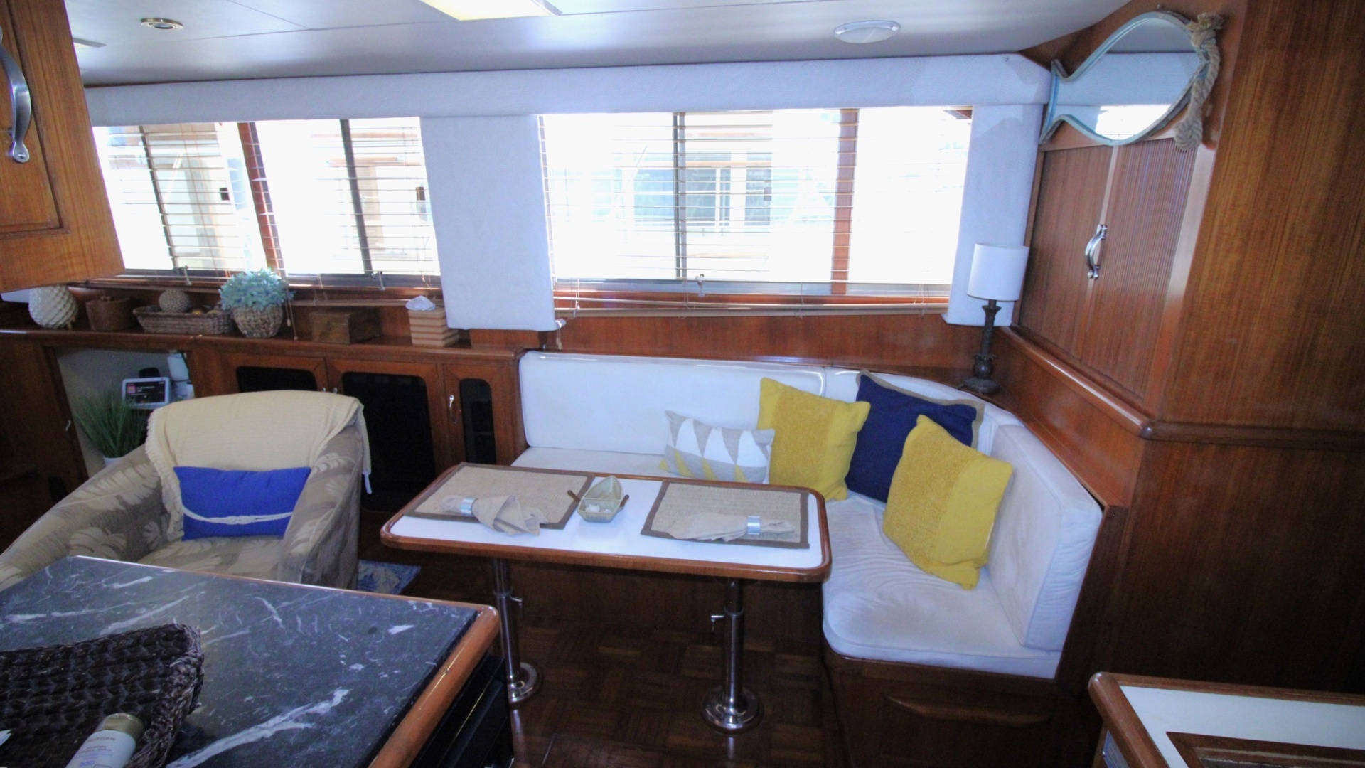 1995 Jefferson 52 Rivanna Cockpit MY - Image 9